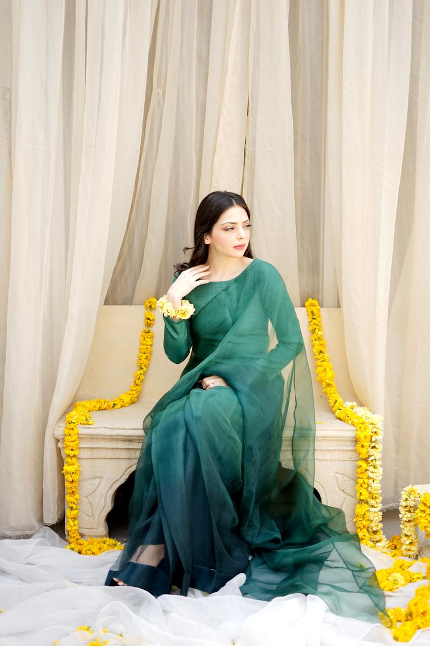 Pashma Khan Stitched Luxury Saree Collection'2025-Zárgul