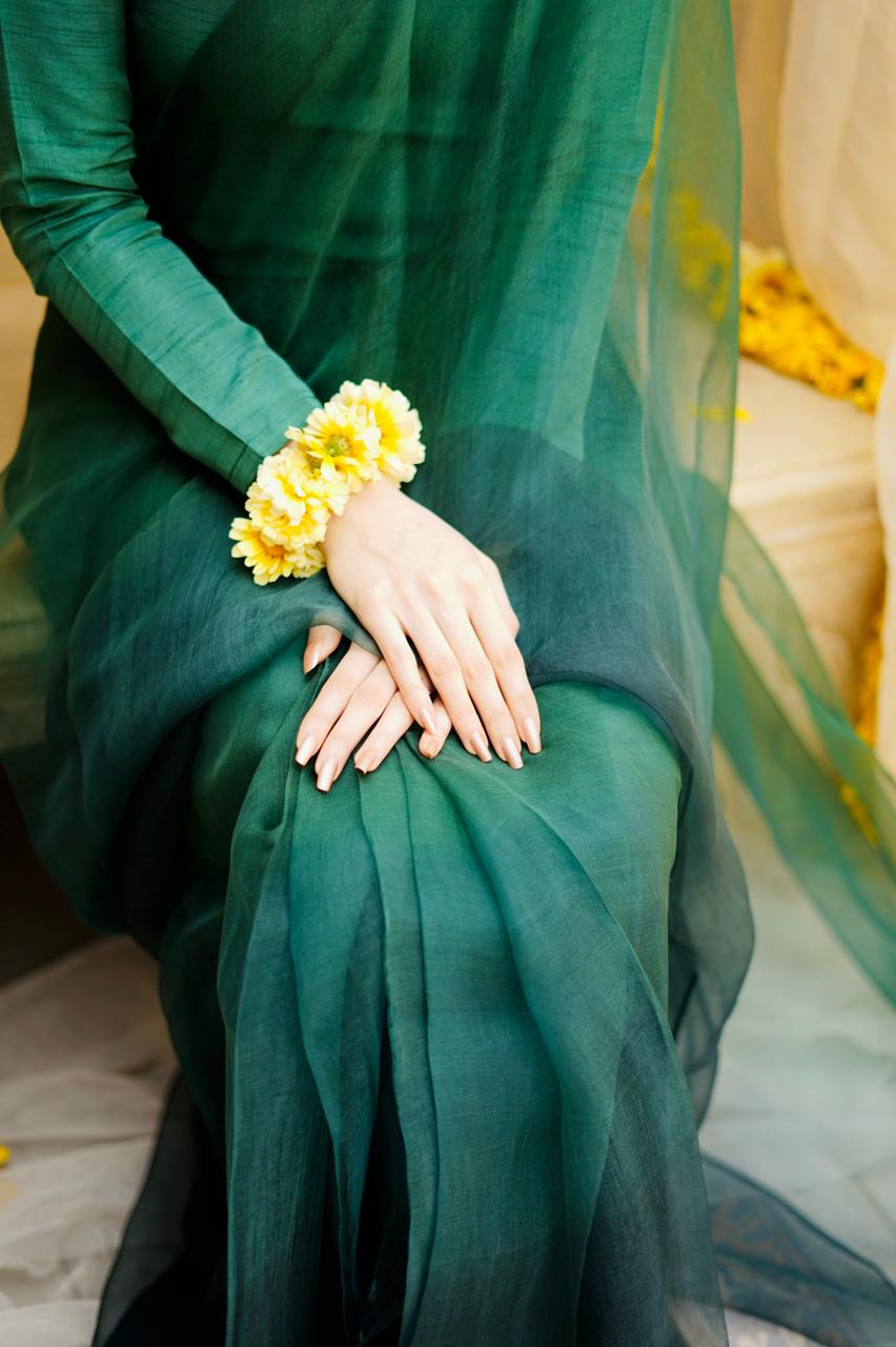 Pashma Khan Stitched Luxury Saree Collection'2025-Zárgul