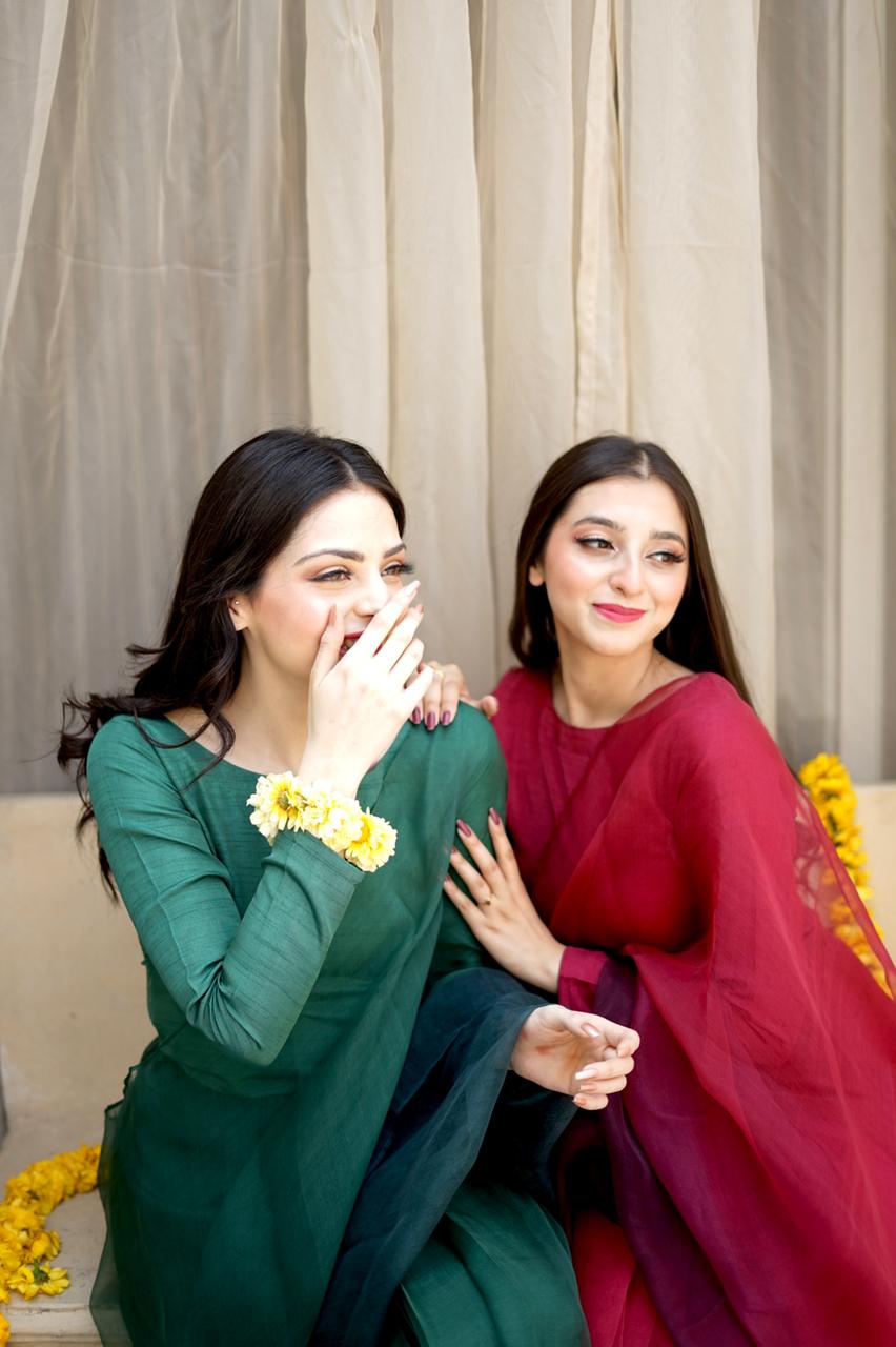 Pashma Khan Stitched Luxury Saree Collection'2025-Máhgul