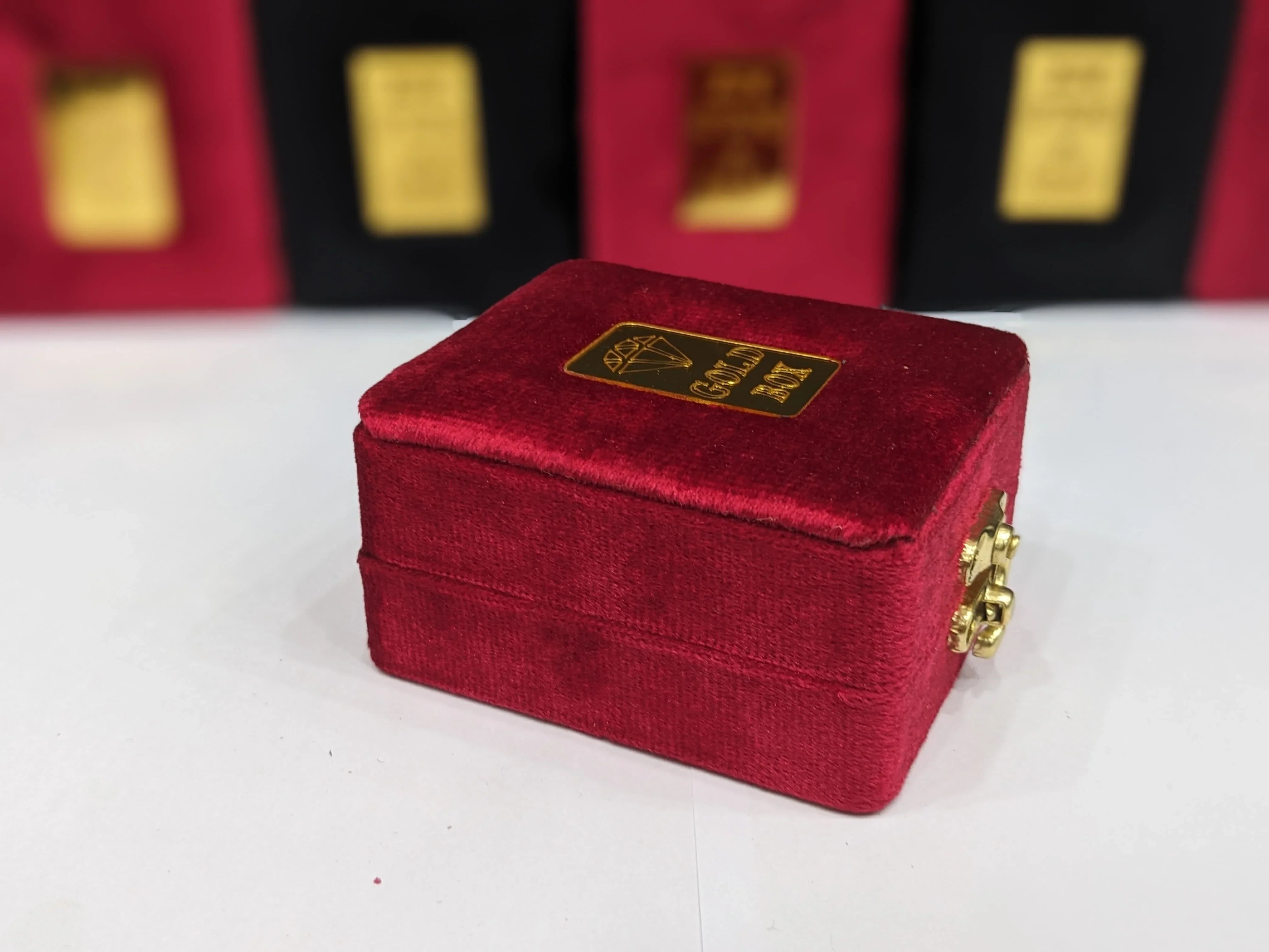 Premium Velvet Box Earrings Box - Zeesy Jewellery