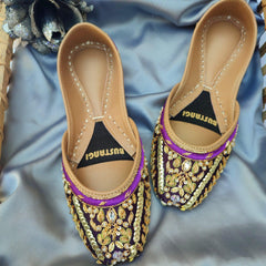 Sparkling Purple Women Khussa E005 - Bustangi