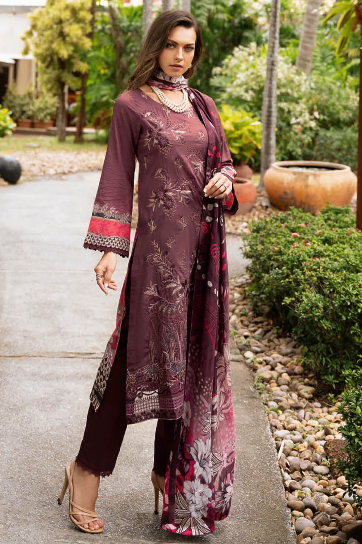 Riwayat By Ramsha Unstitched 3 Piece Luxury Lawn Vol-11 Collection-Y-1102