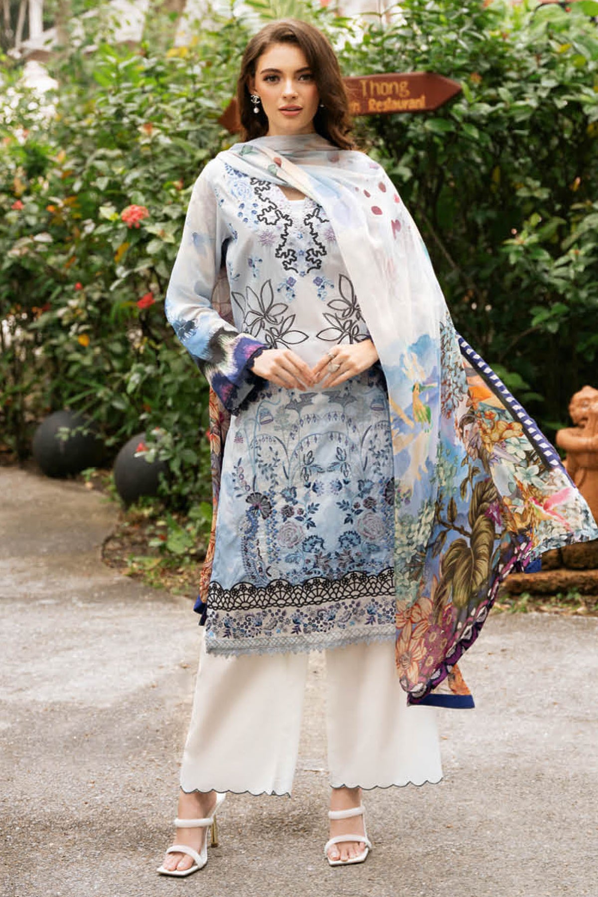 Riwayat By Ramsha Unstitched 3 Piece Luxury Lawn Vol-11 Collection-Y-1108