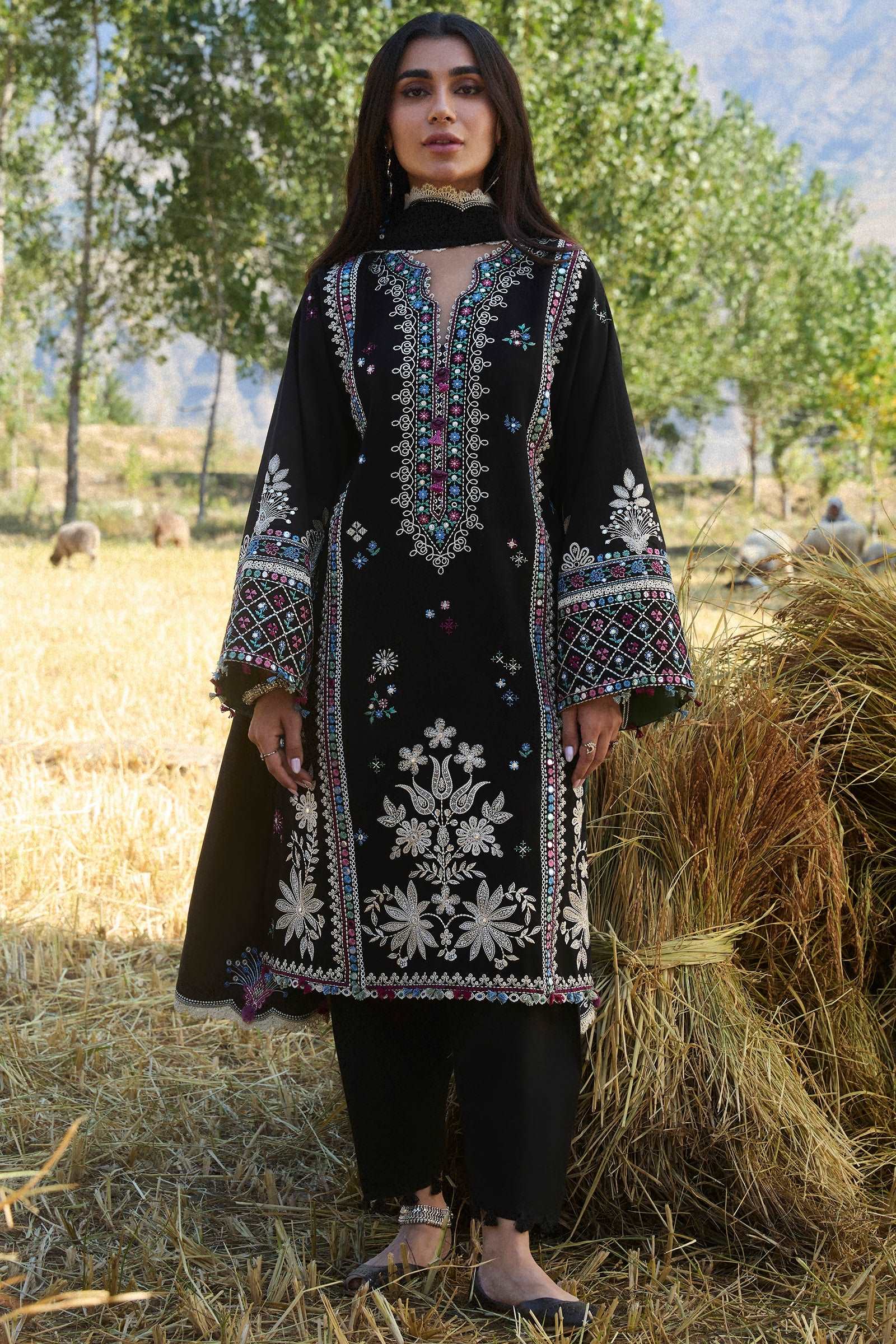 Zaha Unstitched 3 Piece Winter Collection'2024-ZW-06-Hazan