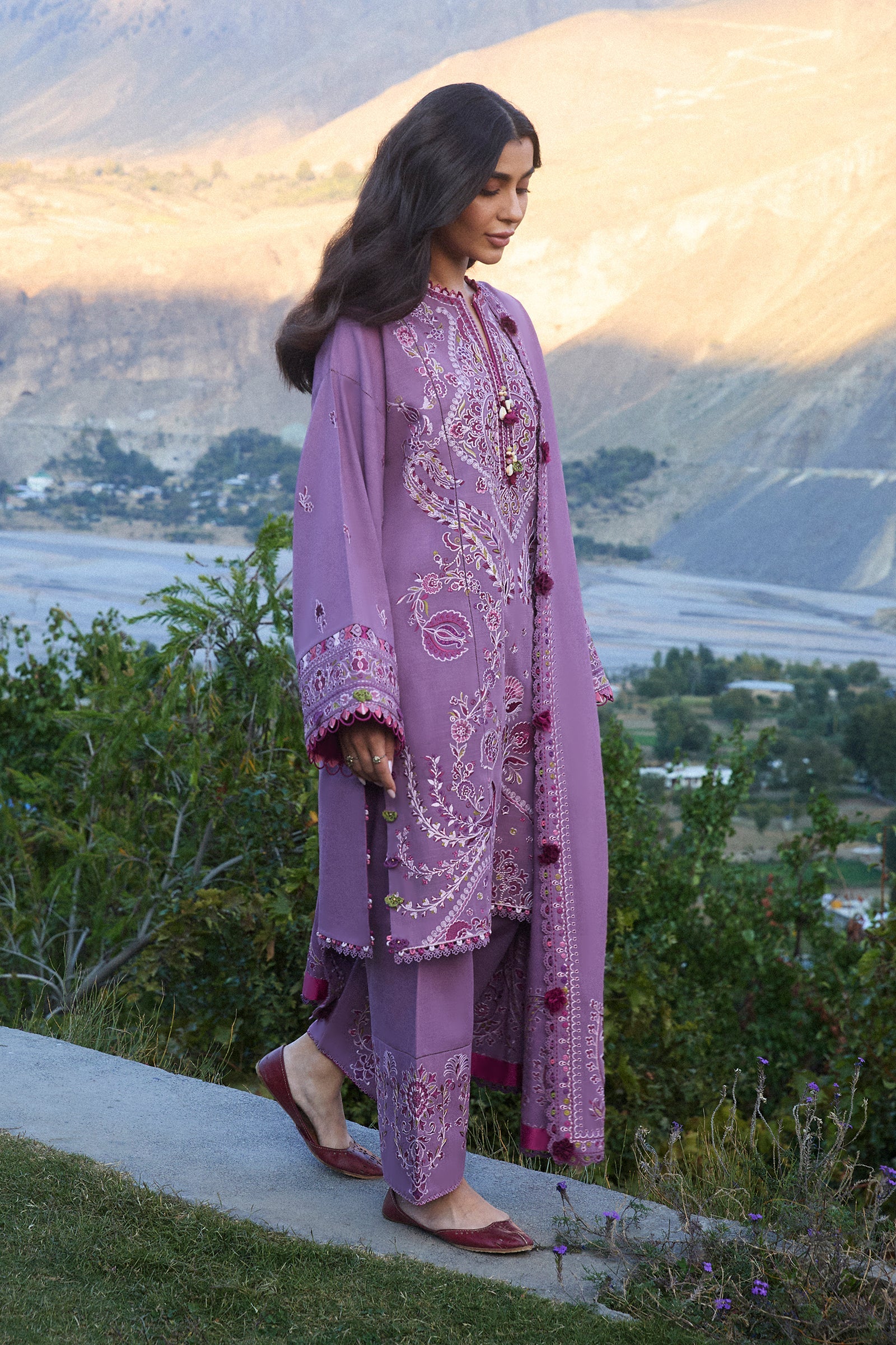 Zaha Unstitched 3 Piece Winter Collection'2024-ZW-13-Gulrang