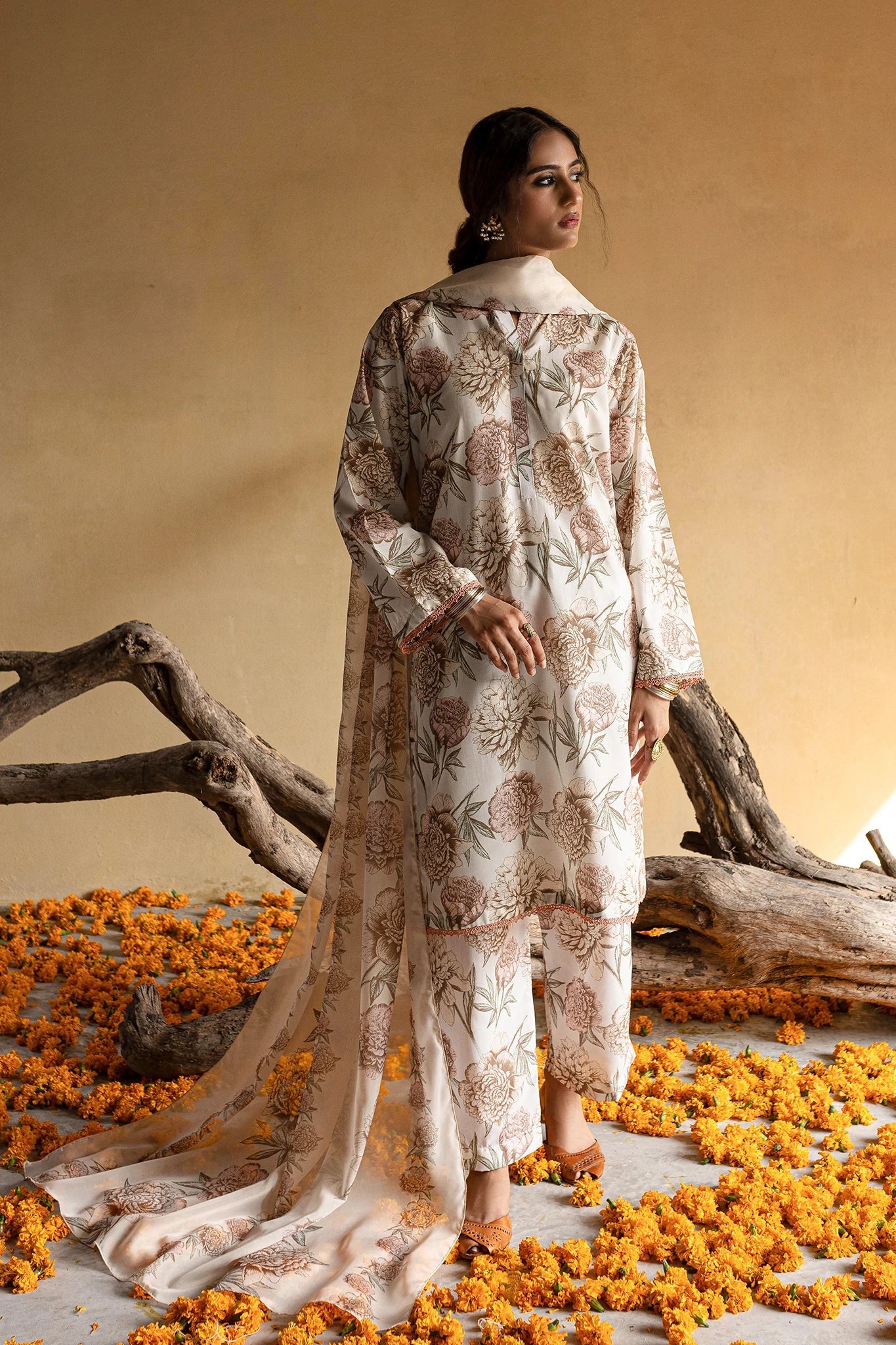 Khizaan By Mannat Clothing Stitched Collection-Zarineh