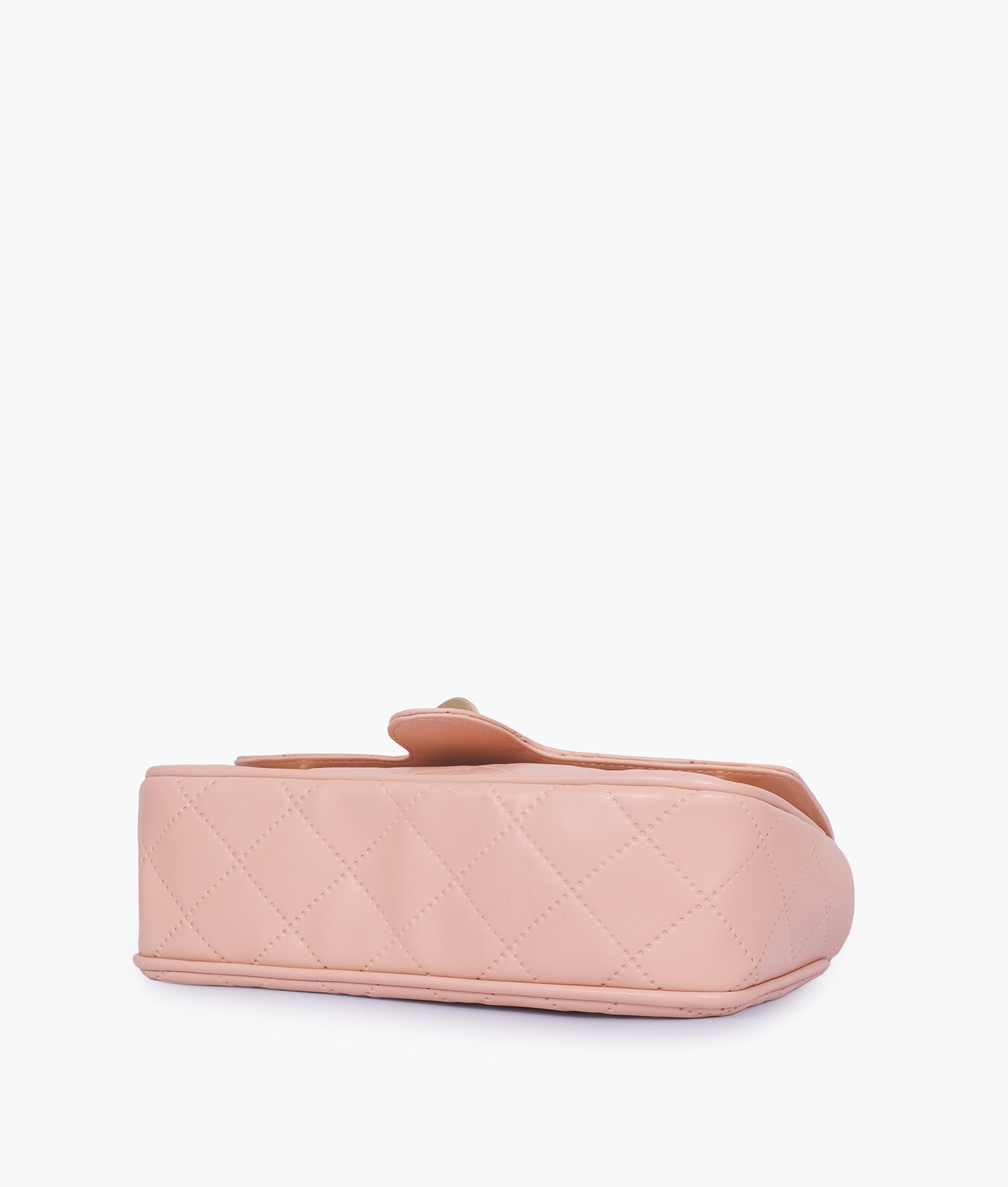 RTW Creation - Baby pink quilted small shoulder bag with chain