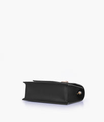 RTW Creation - Black chain shoulder bag with twist lock