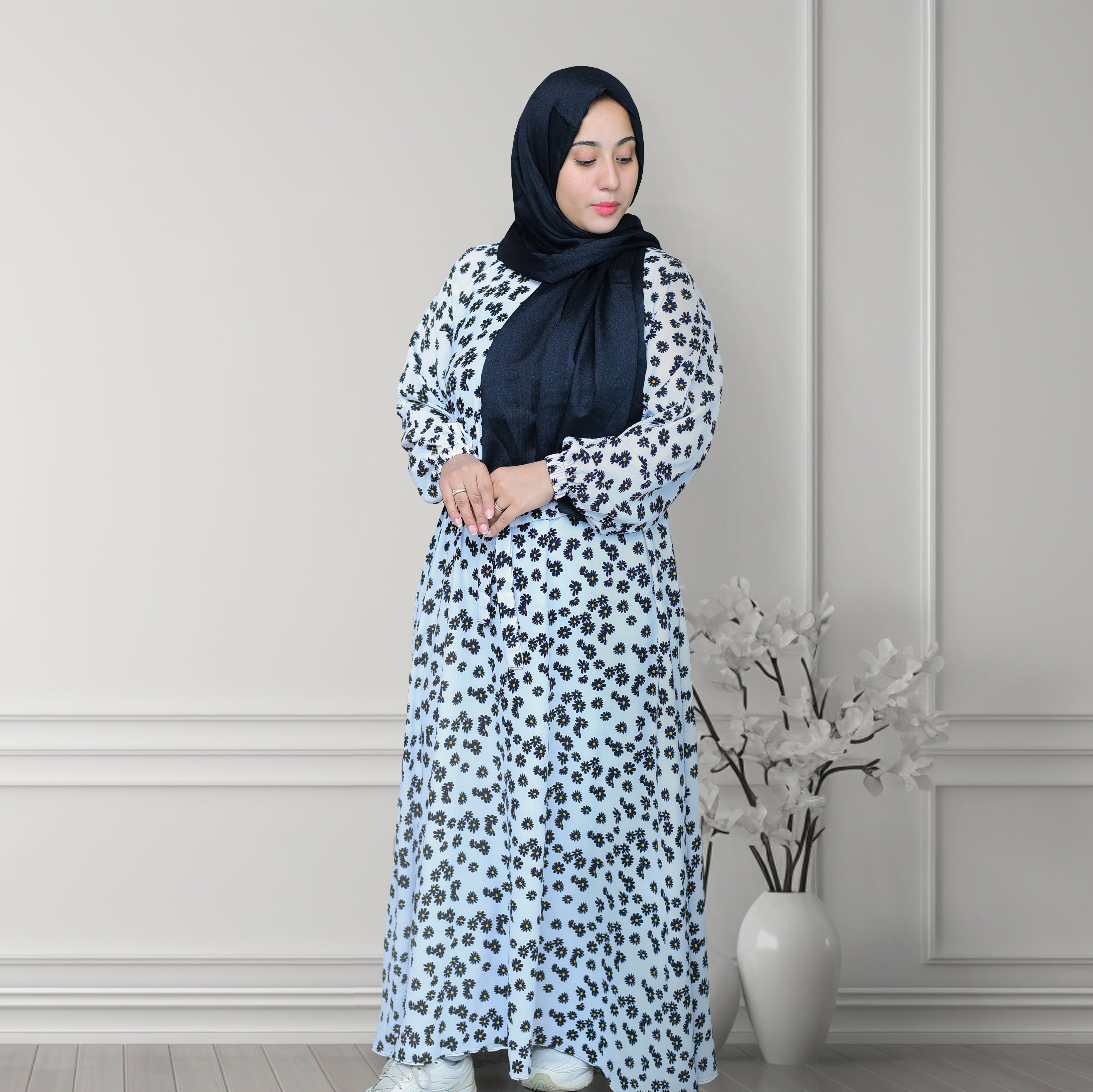 Bustangi Floral Abaya