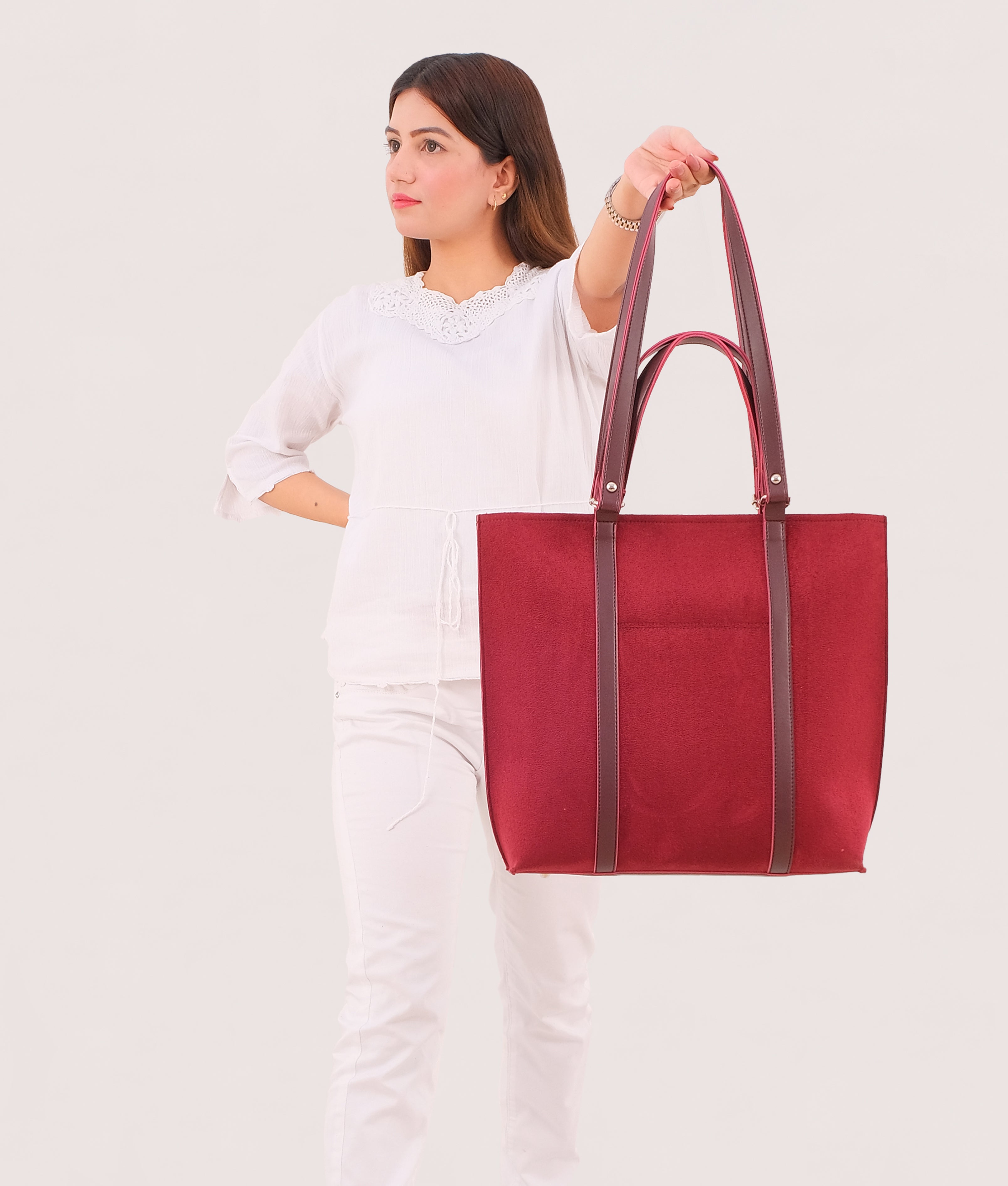 RTW Creation - Burgundy suede double-handle tote bag