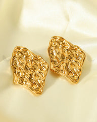 Vector Earrings - Zeesy.pk