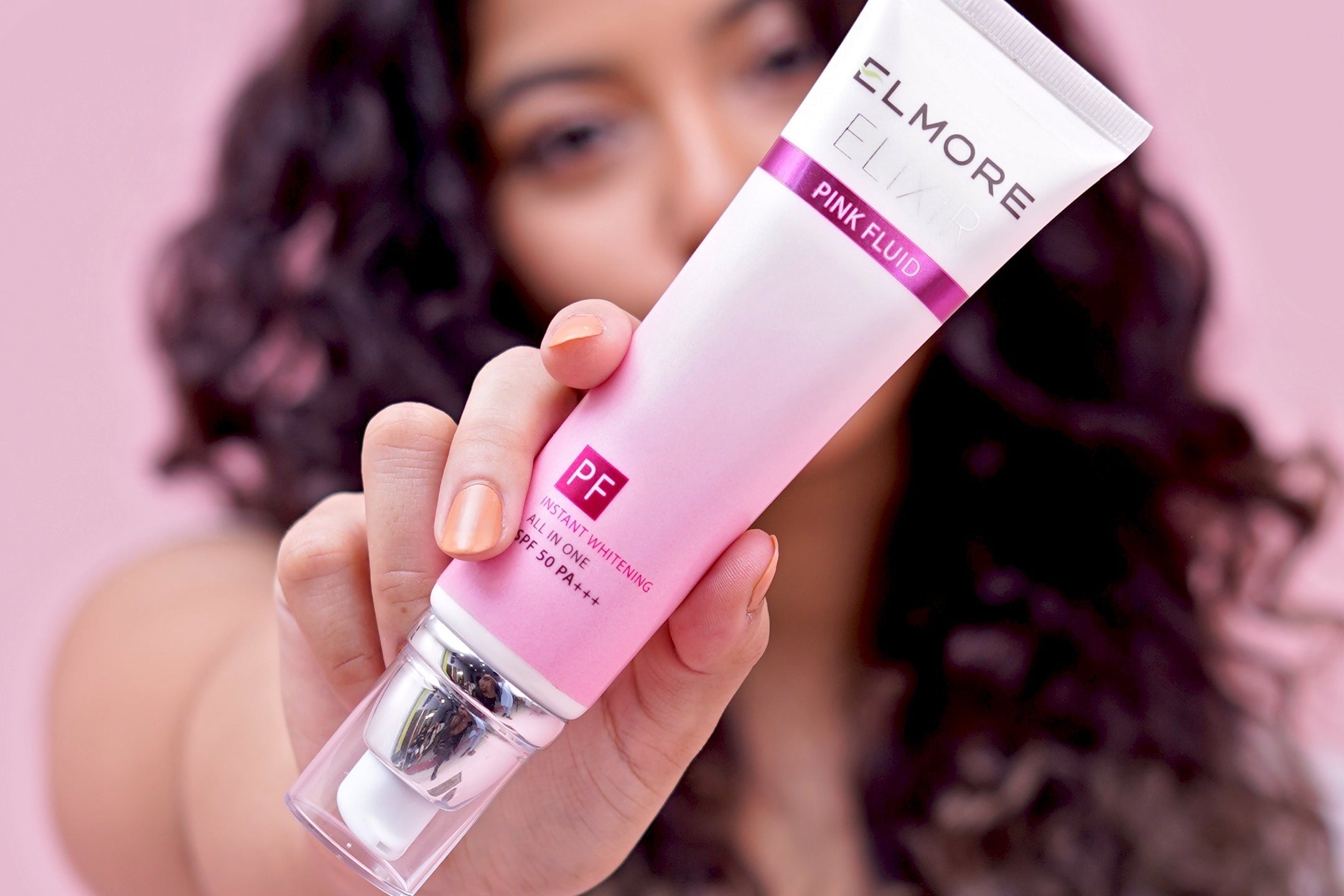 Elmore Pink Fluid with hyaluronic acid â€“ best hydration serum in Pakistan