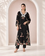 Elodie black lava silk two-piece kaftan – front view