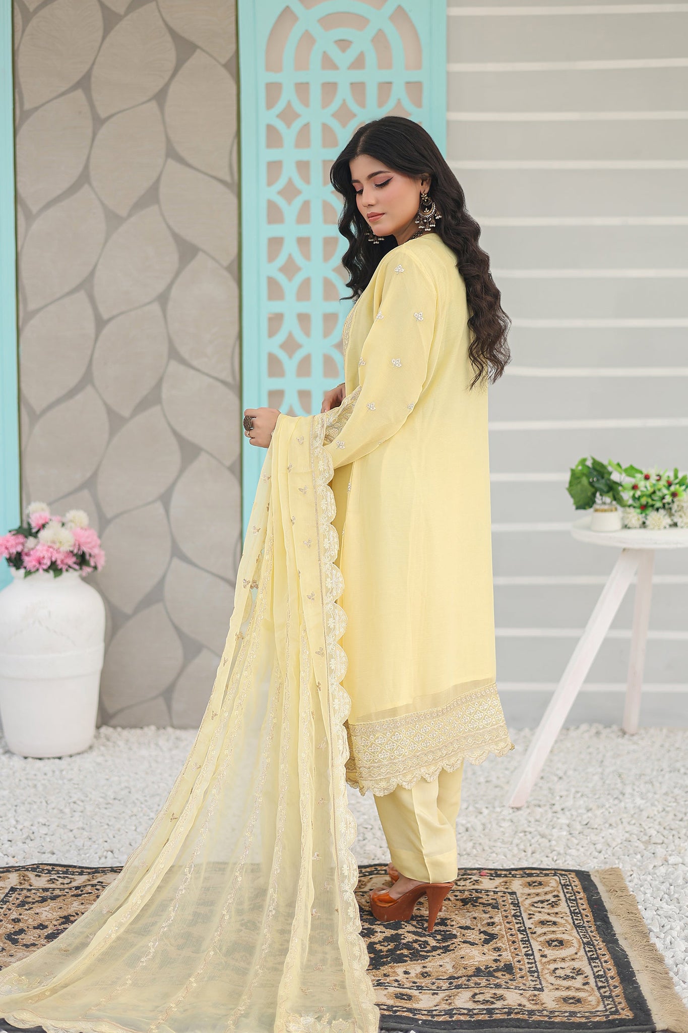 Inara By Azmeerah Official Semi Stitched 3 Piece Chiffon Edit Collection'2024-04-Linaria