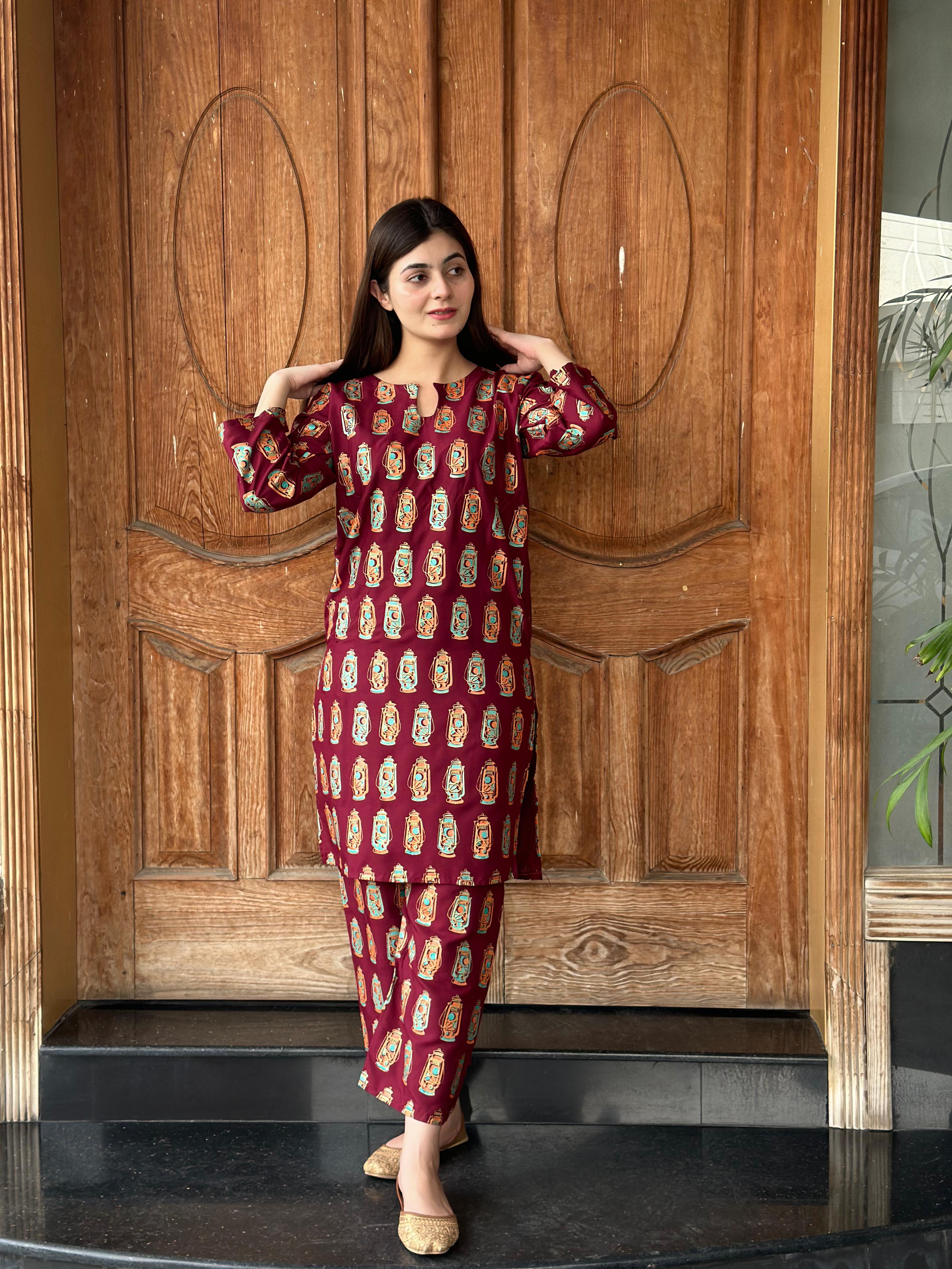 Amira's Grace 2Pcs Stitched Suit - zaibehoor