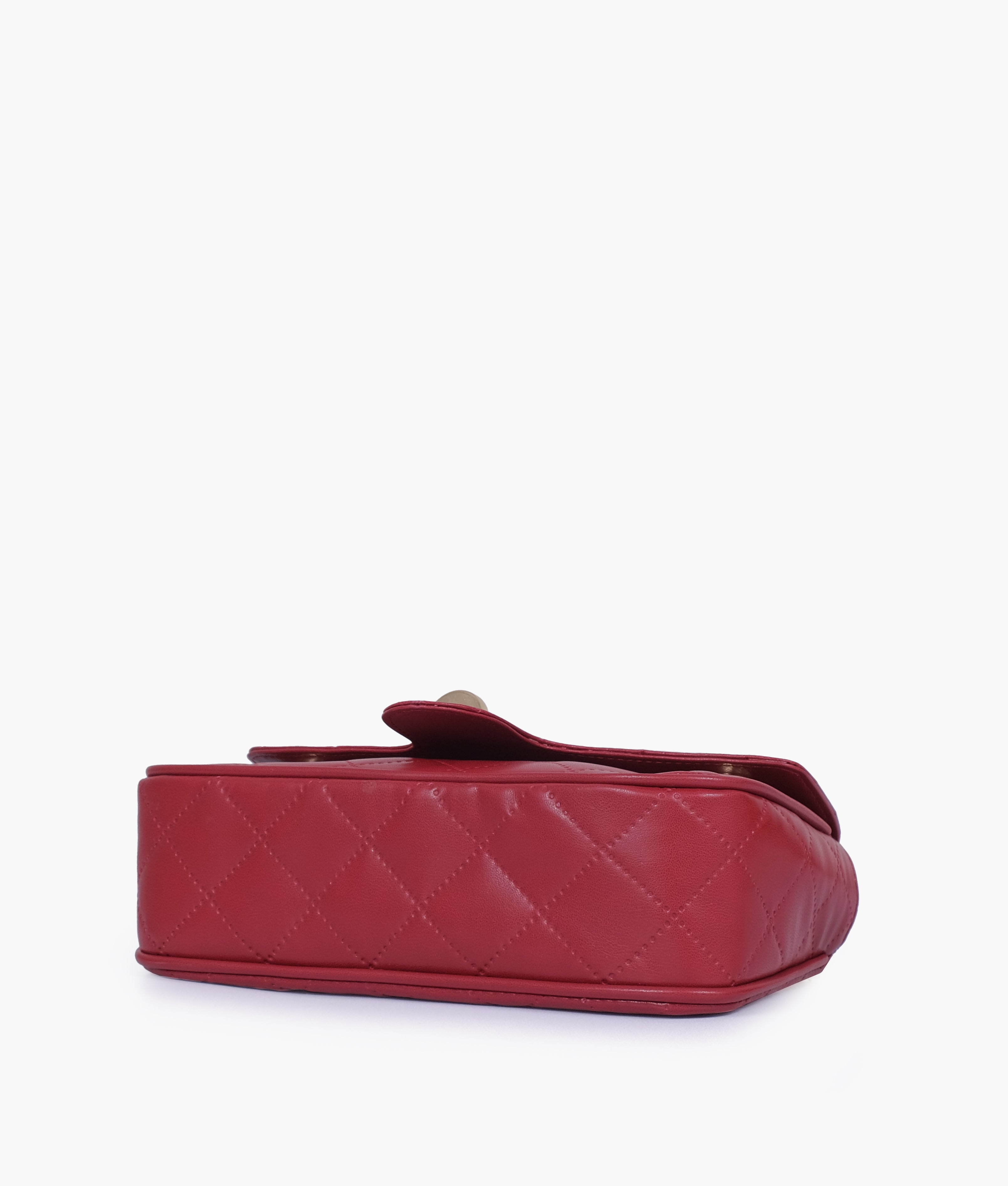 RTW Creation - Maroon quilted small shoulder bag with chain