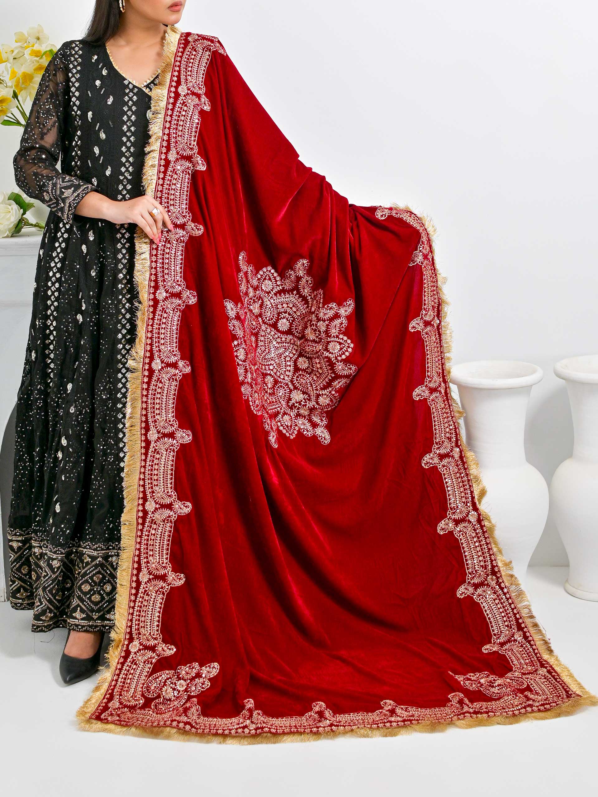 Pret Diaries Stitched Embroidered Velvet Shawl Winter Collection'2024-54645