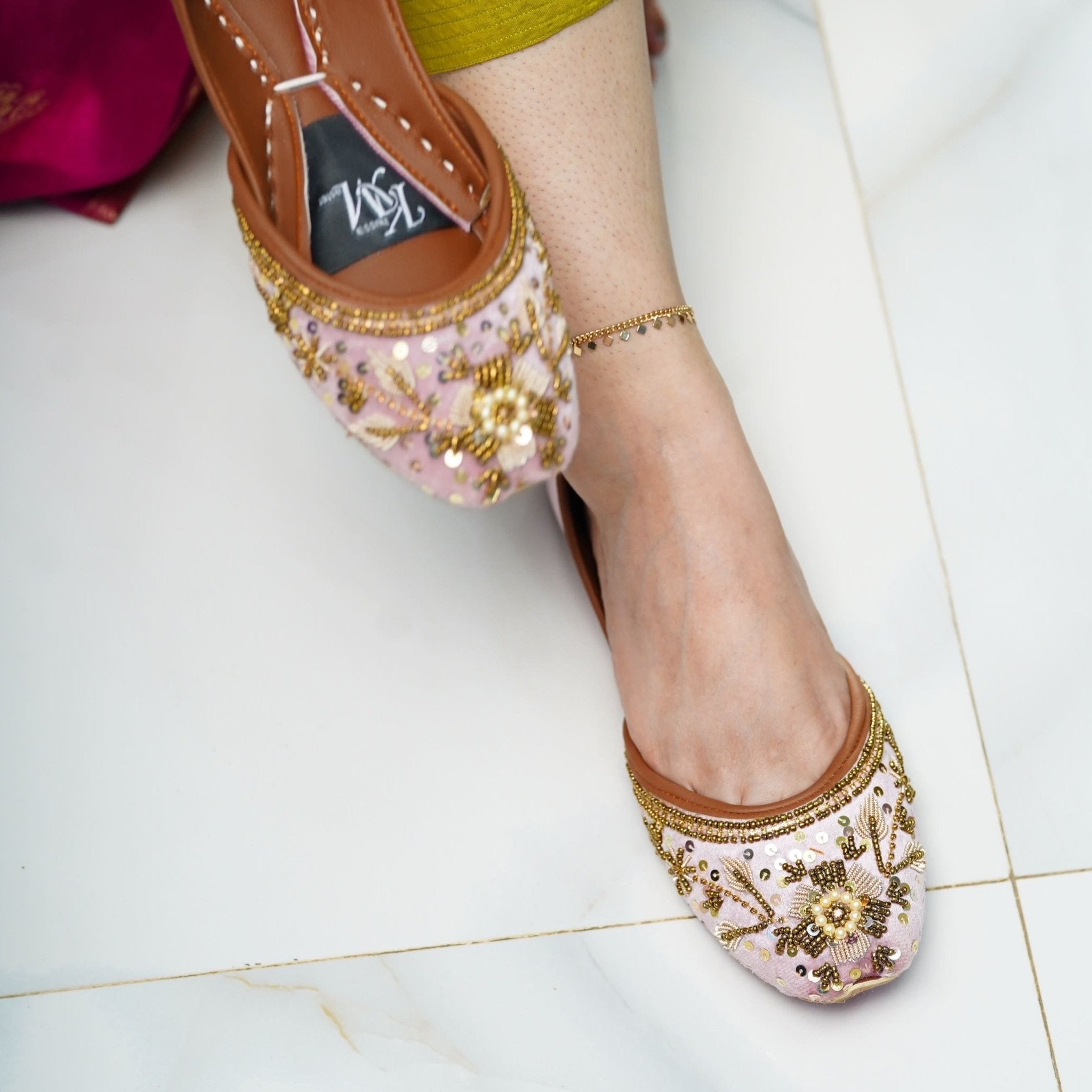 MAYAL LPK - Khussa Master