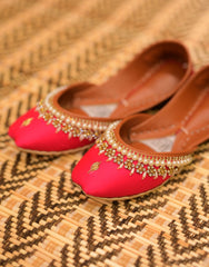 Mgs Style Khussa Collection-Lustre Pearl Ensemble  Pink Elan