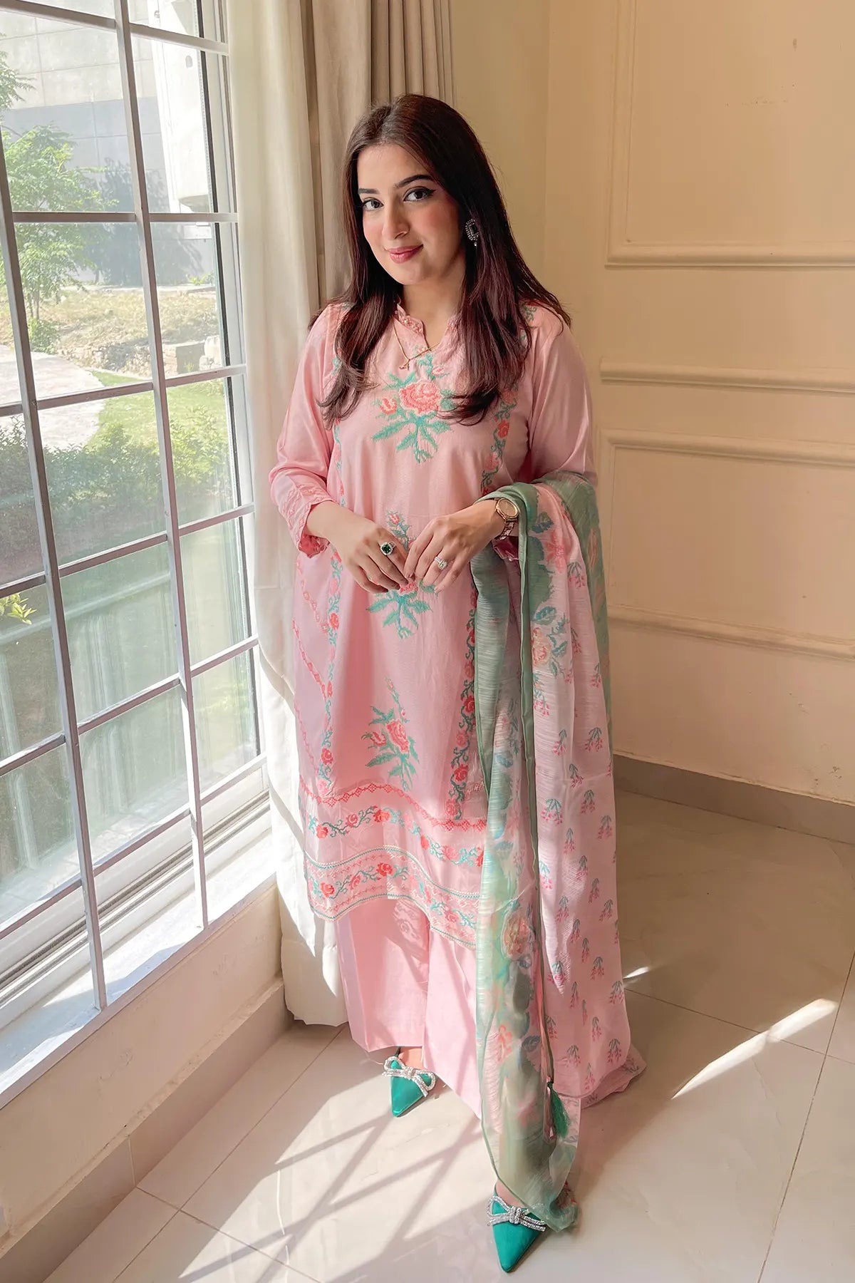 La Rosaa Stitched 3 Piece Summer Lawn Collection-LE-24-08 Blush Pink - 3Pc