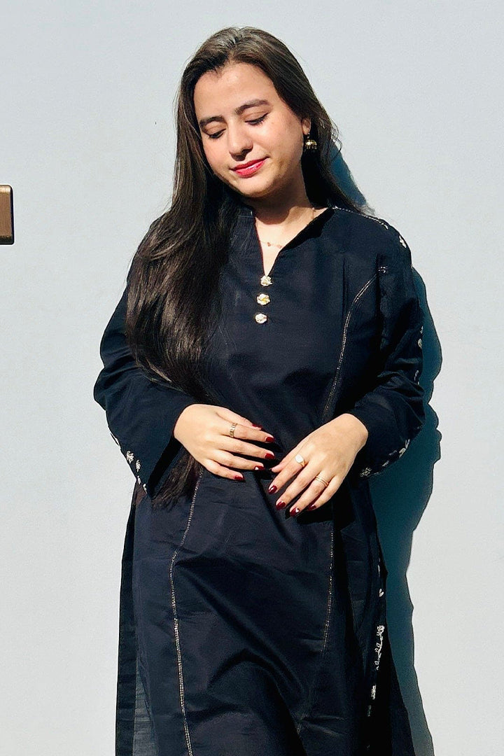 Urban Cut 2 Piece Embroidred Cotton Suit