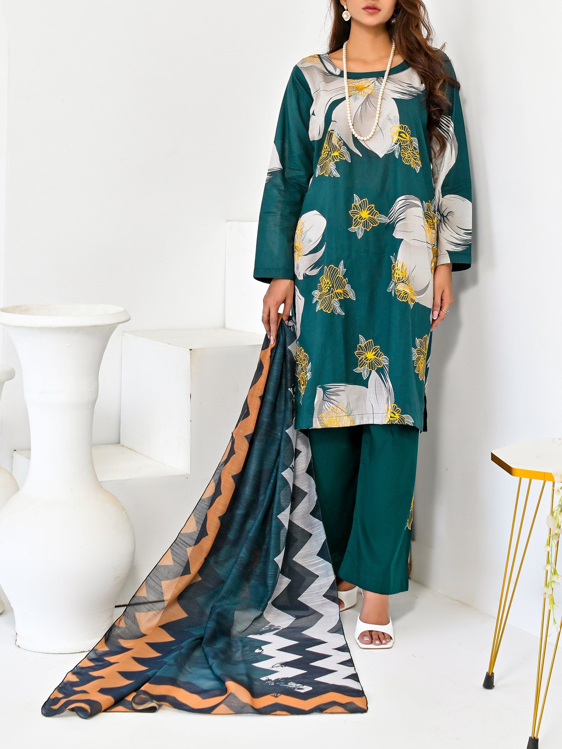 Pret Diaries Stitched 3 Piece Mid Summer Collection'2024-50135