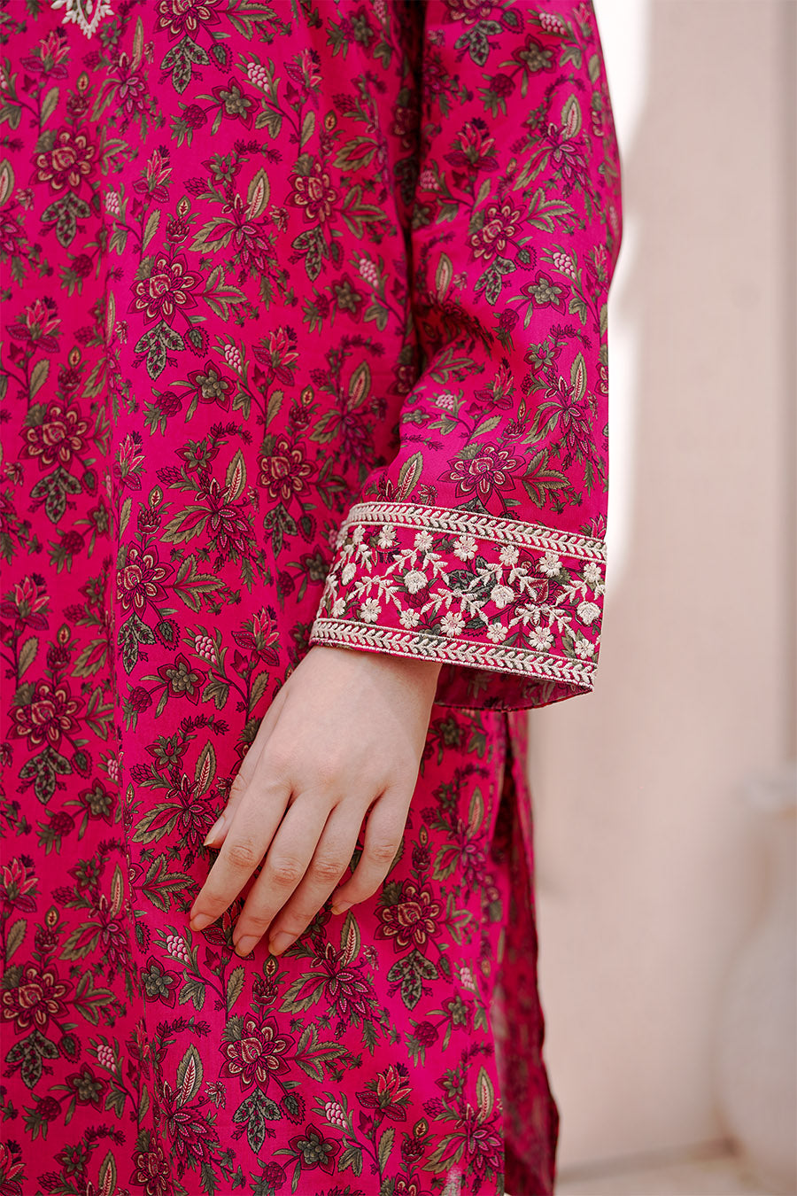 Waniya Stitched 3 Piece Embroidery Lawn Summer Collection'2025-Noorey