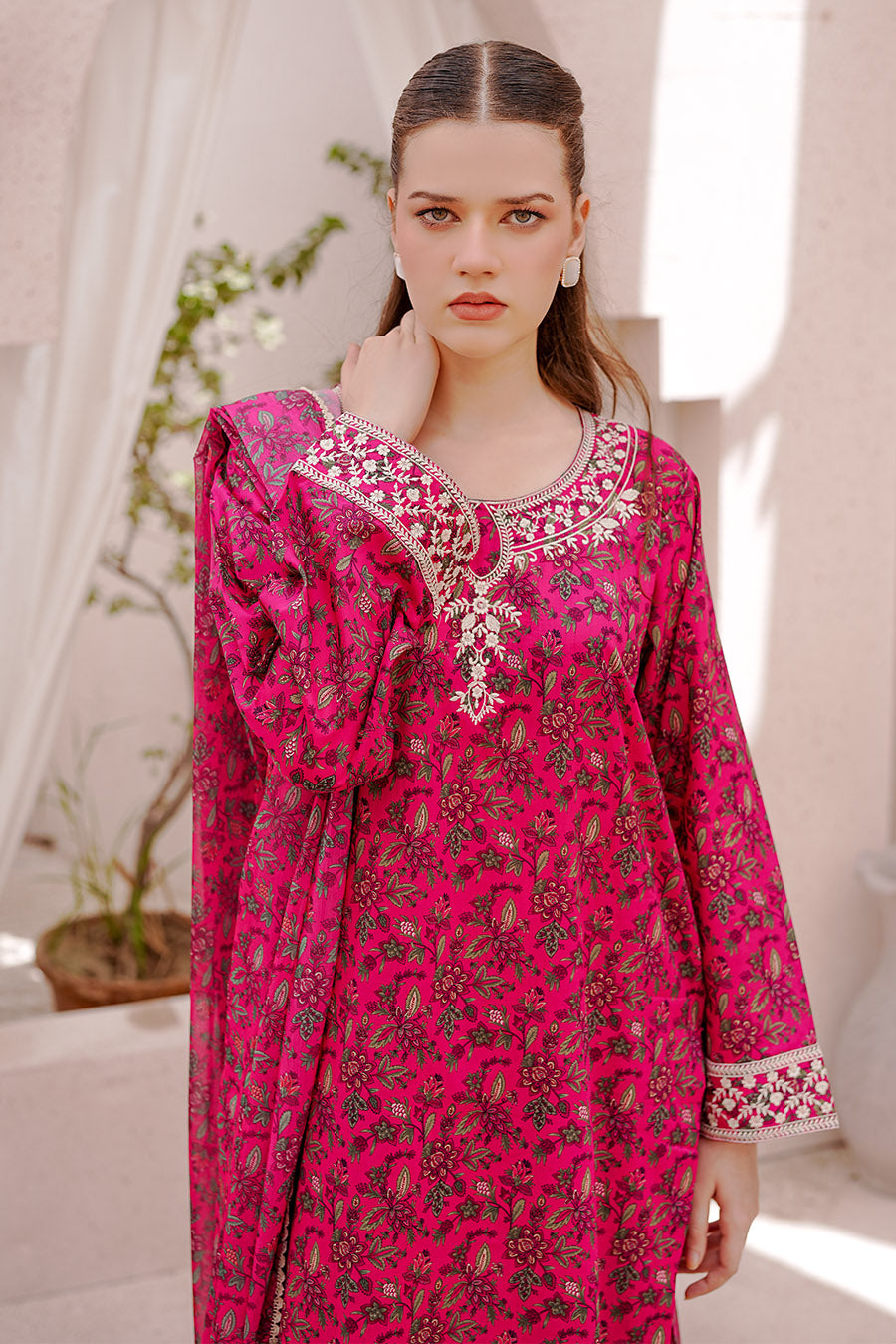 Waniya Stitched 3 Piece Embroidery Lawn Summer Collection'2025-Noorey