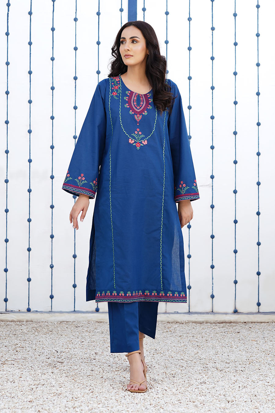 Waniya Stitched 2 Piece Solid Emb Lawn Collection'2025-ZEEVA