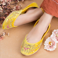 Zuruj Khussa Collection'2025-zun-237-Yellow