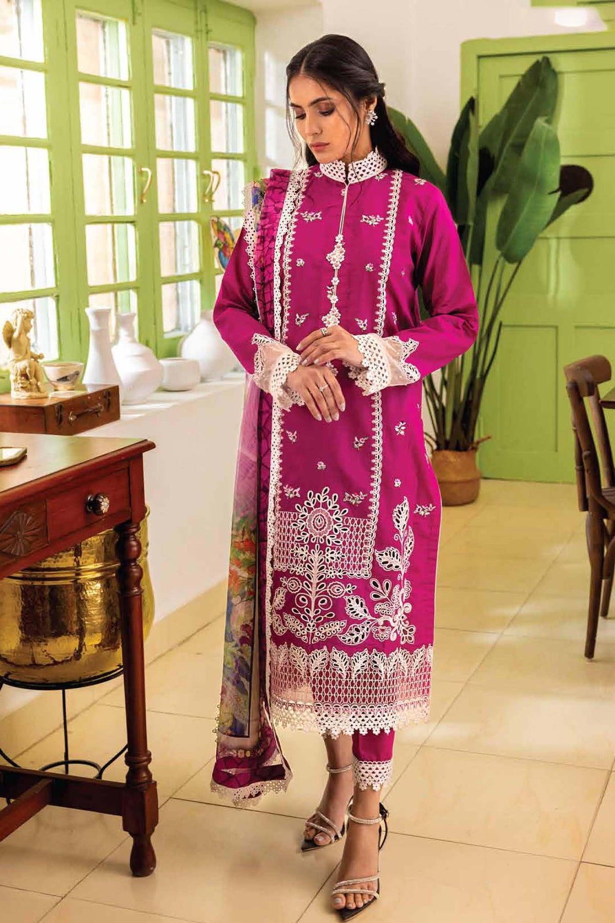 Roheenaz Unstitched 3 Piece Spring Summer Lawn Collection'2023-RNZ-01-A-Muskaan