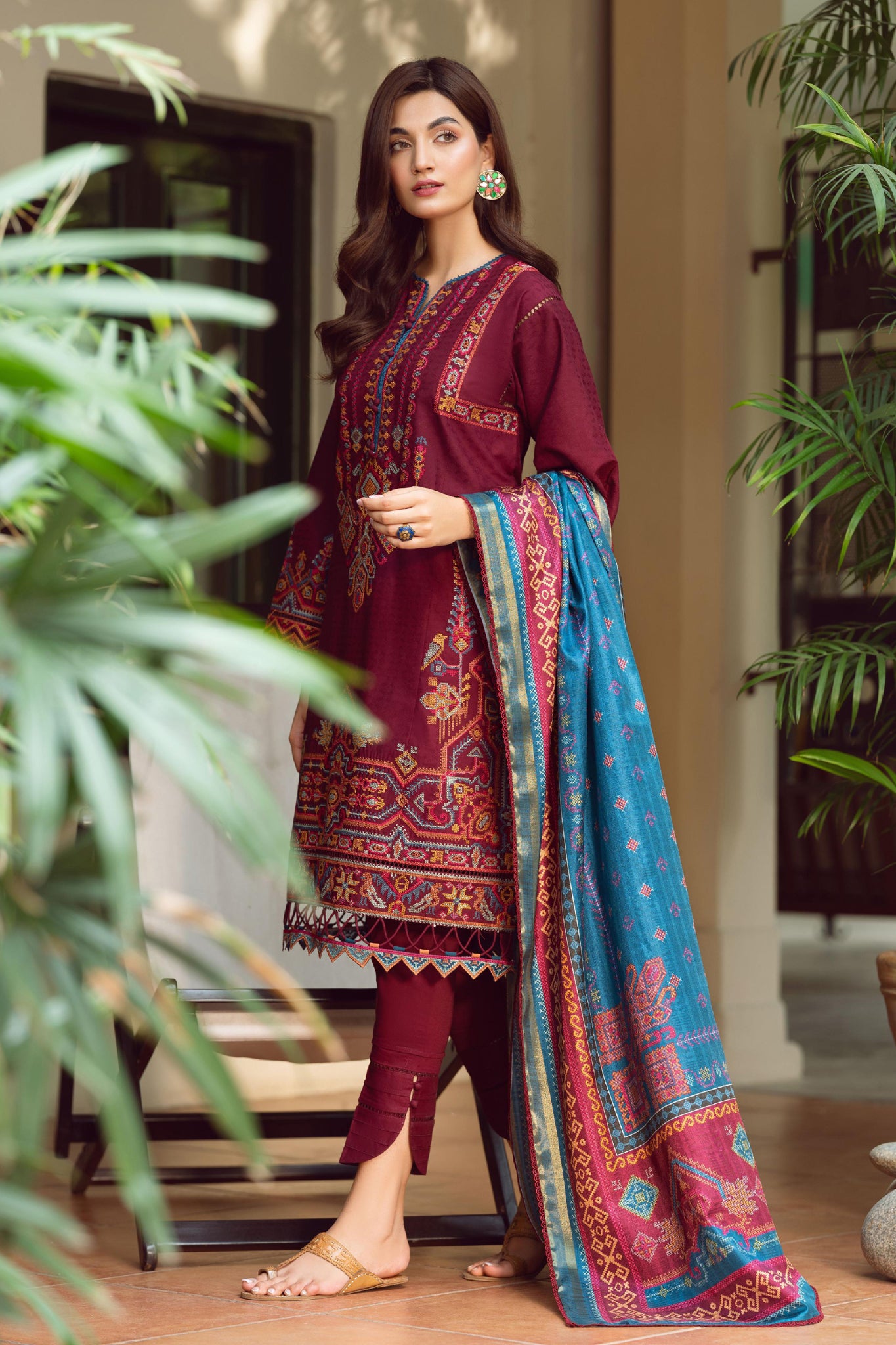 Iris by Jazmin Unstitched 3 Piece Embroidered Lawn Collection'2023-03-Cordelia