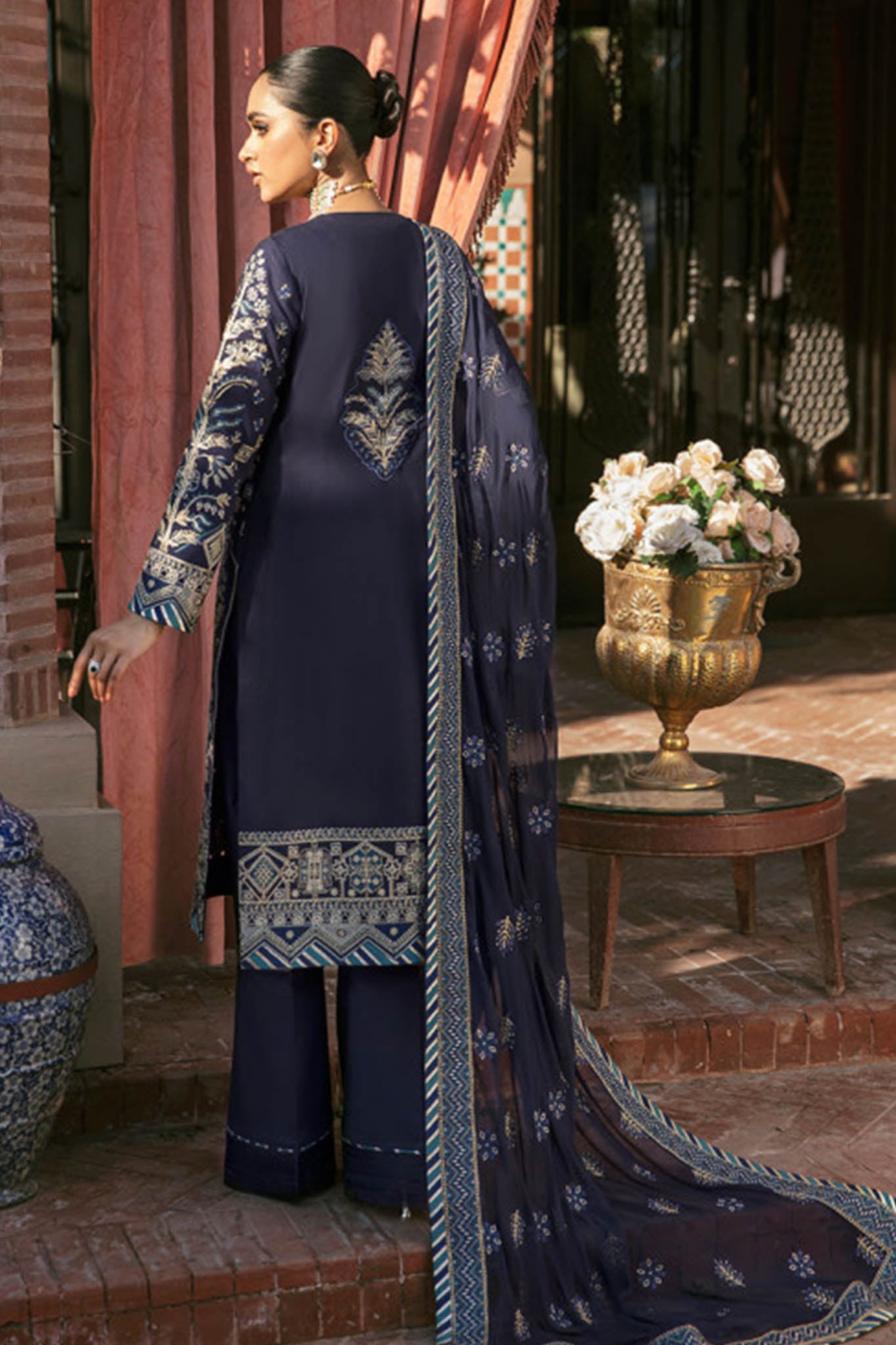 Gulaal Unstitched 3 Piece Luxury Lawn Collection'2022-03-Leena
