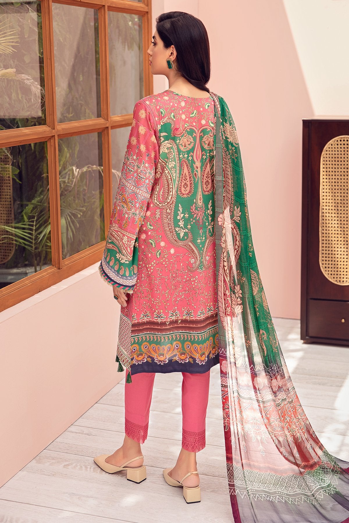 Iris by Jazmin Unstitched 3 Piece Lawn Collection'2021-05-Pink Story