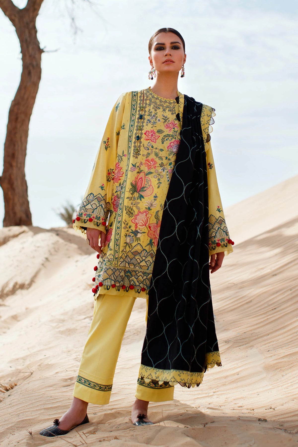 Zaha Unstitched 3 Piece Embroidered Lawn Collection'2022-ZL22-06-A-Talayeh