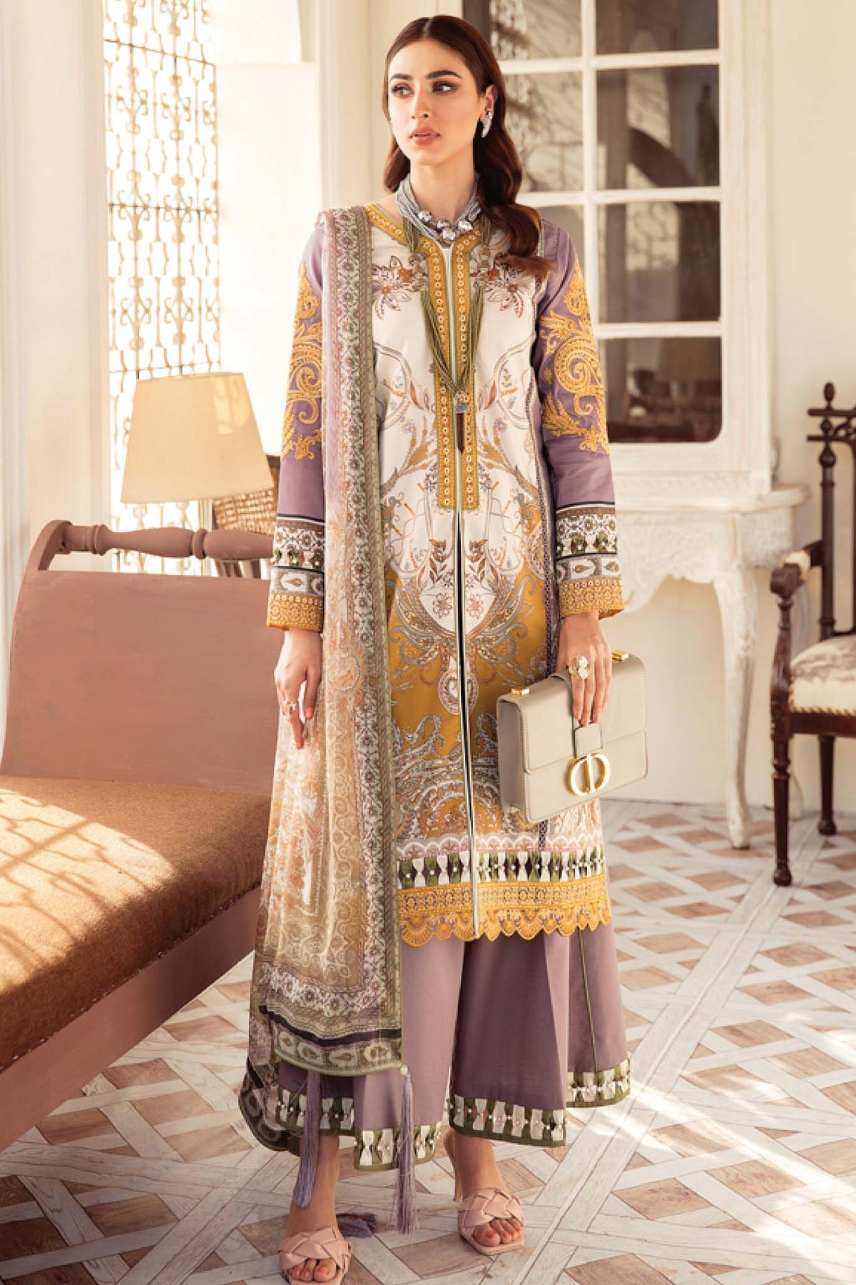 Gulaal Unstitched 3 Piece Lawn Vol-01 Collection'2022-08-Seraphina