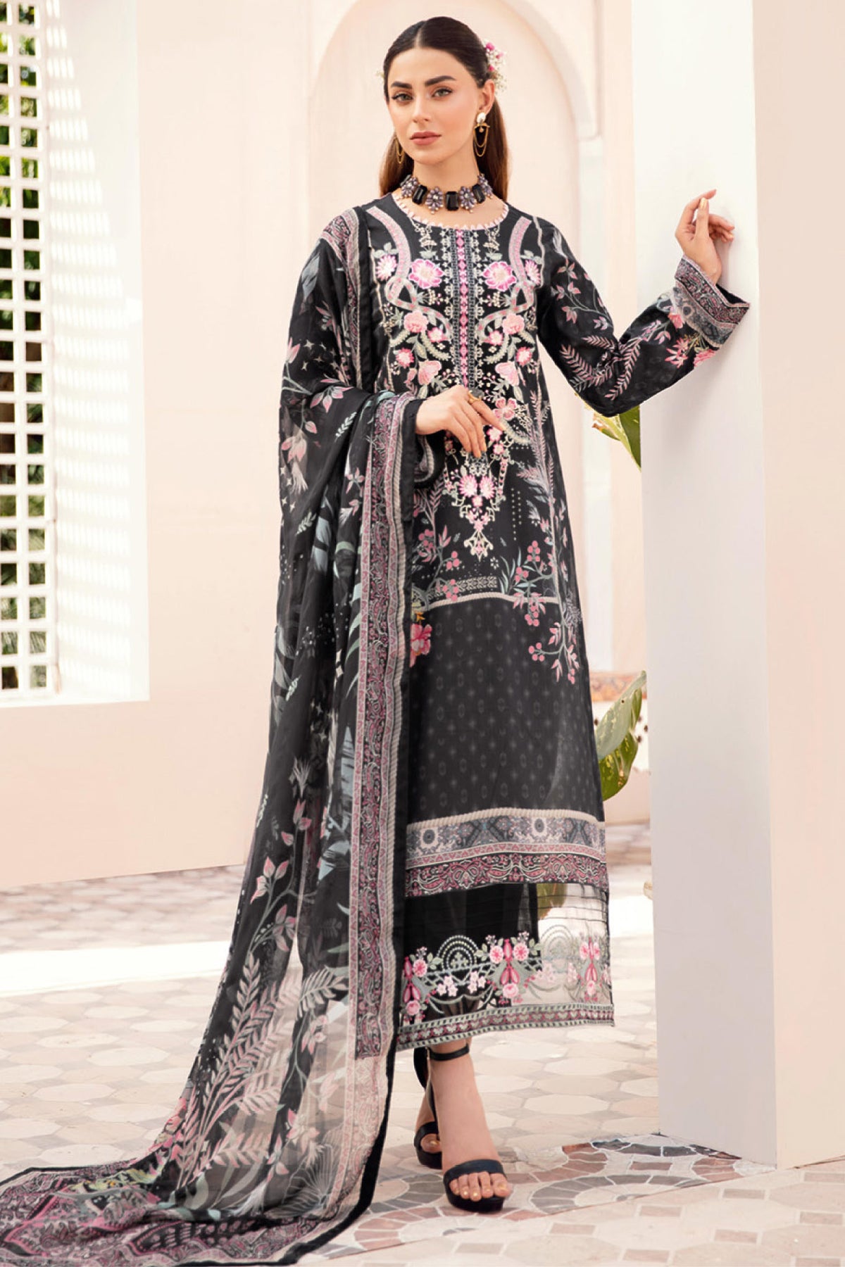 Rangrez by Ramsha Unstitched 3 Piece Luxury Lawn Vol-02 Collection'2022-N-204