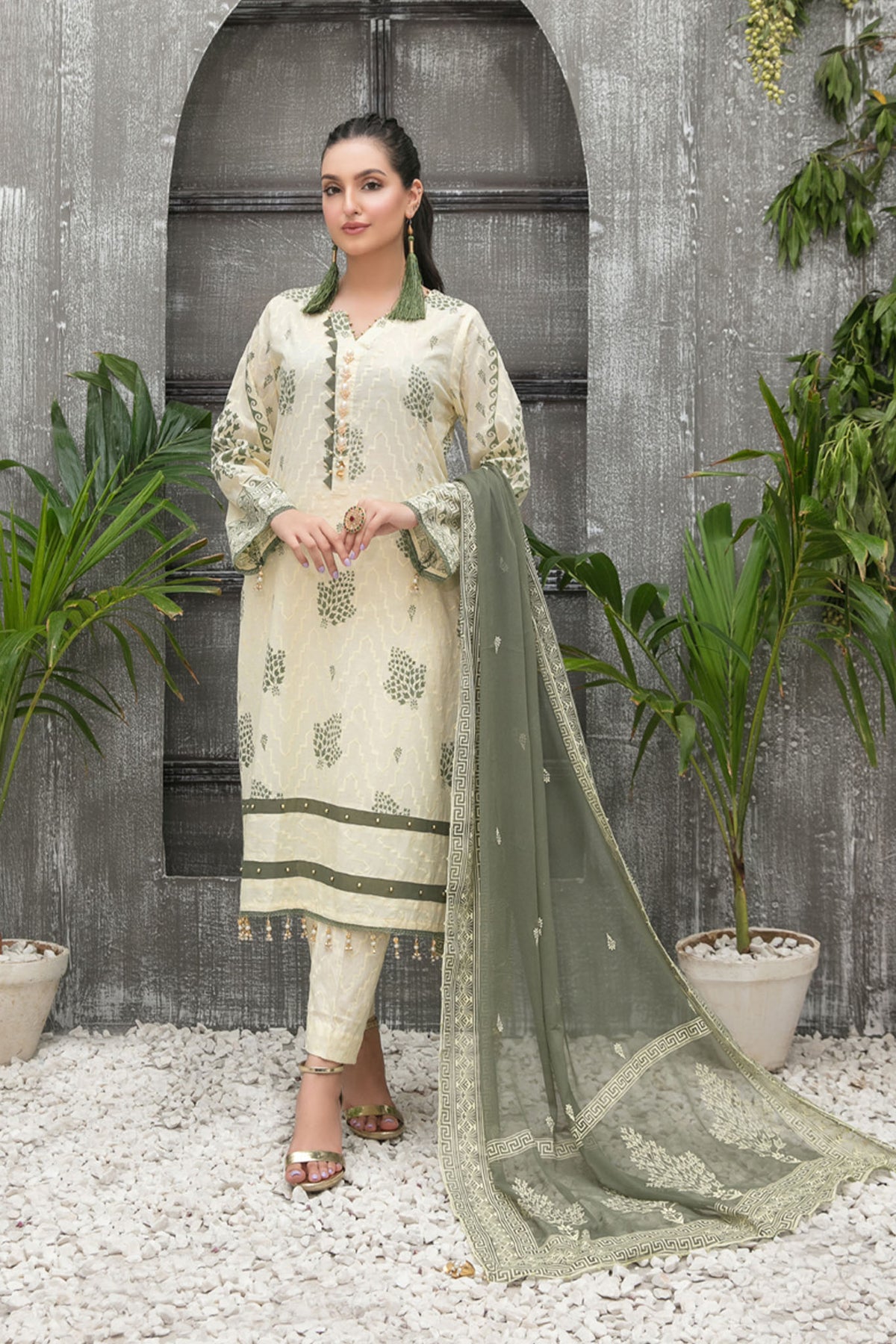 Saaliha by Tawakkal Unstitched 3 Piece Schiffli Table Print Lawn Collection'2022-S-7295