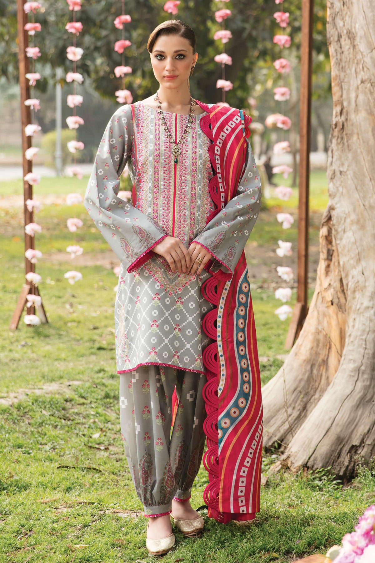 Bahaar Ayzel by Afrozeh Unstitched 3 Piece Printed Lawn Collection'2023-AZL-23-V1-01
