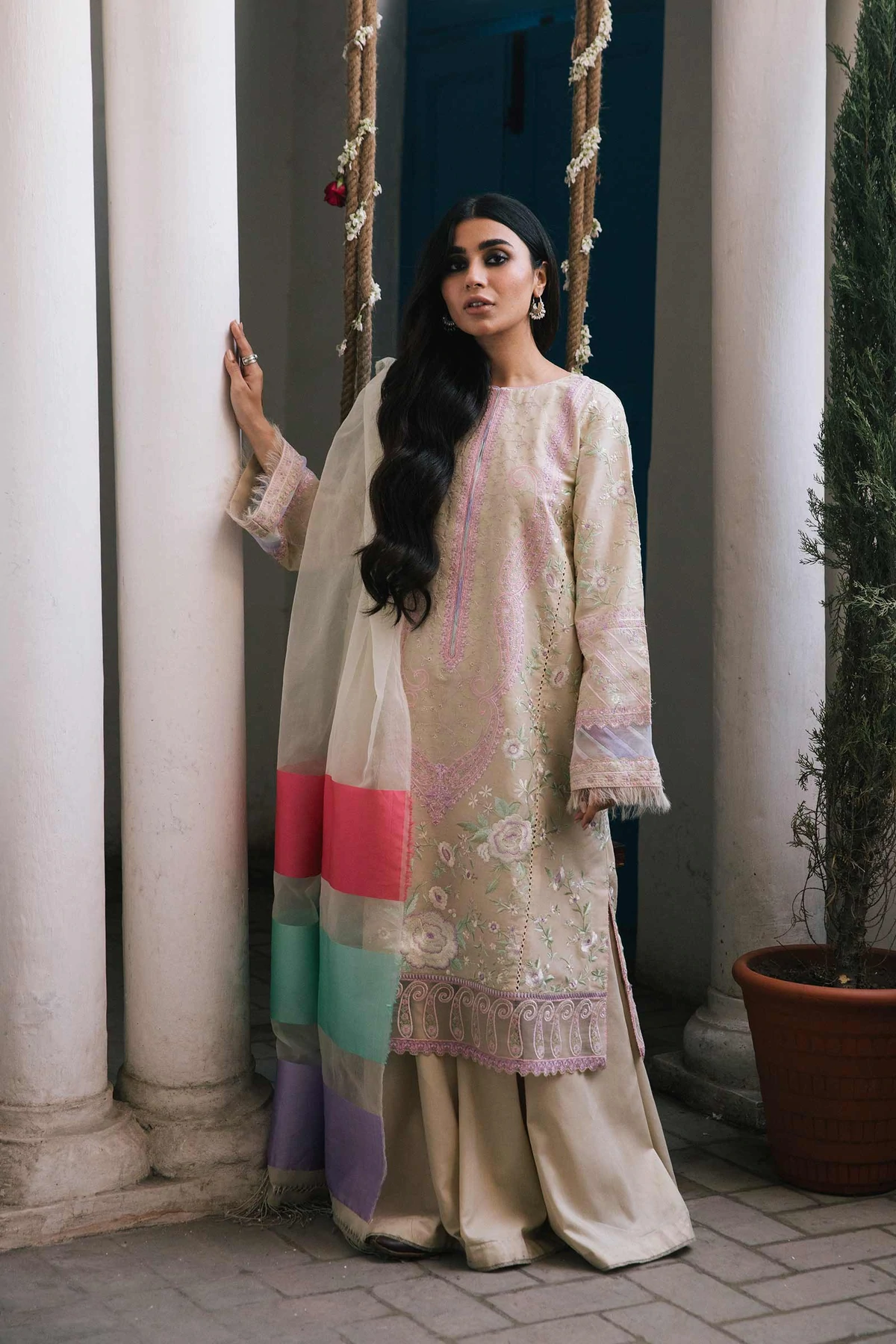 Zara Shahjahan Unstitched 3 Piece Eid Luxury Lawn Collection'2022-D22-Bahaar-B