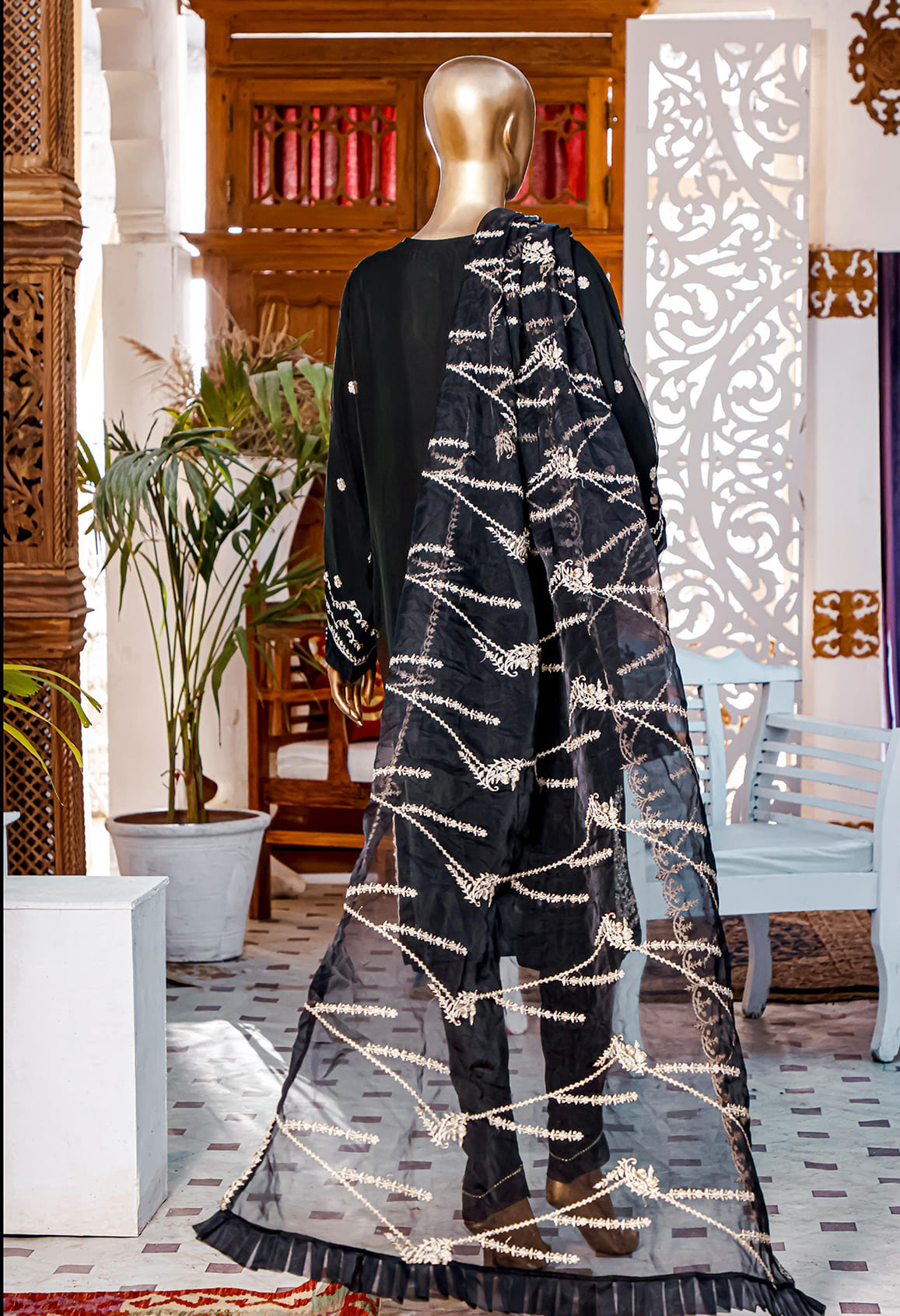 Bin Saeed Stitched 3 Piece Embroidered Chiffon Collection'2022-MSC-043-Black