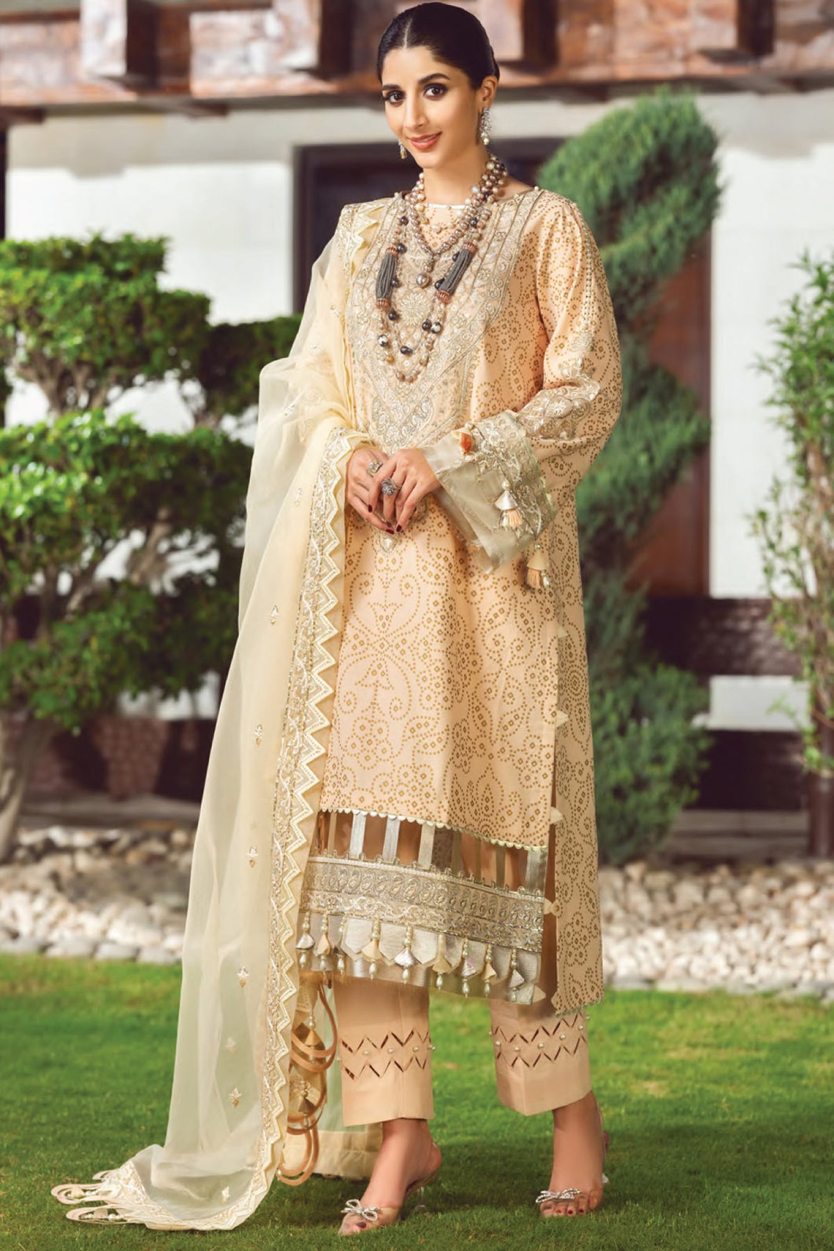 Seran Unstitched 3 Piece Luxury Eid Lawn Collection'2022-10-Floret Flair