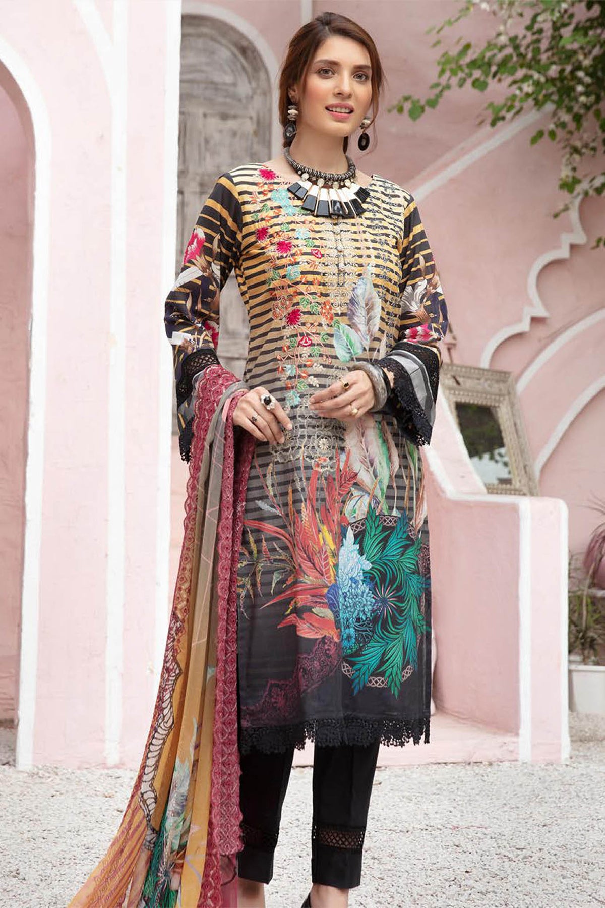Darani by Shaista Unstitched 3 Piece Lawn Collection'2022-D-267