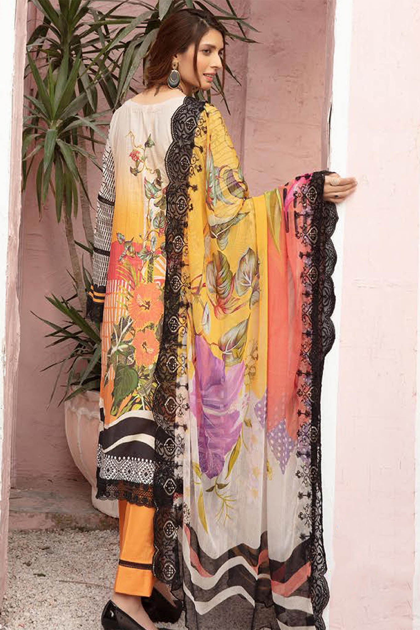 Darani by Shaista Unstitched 3 Piece Lawn Collection'2022-D-275