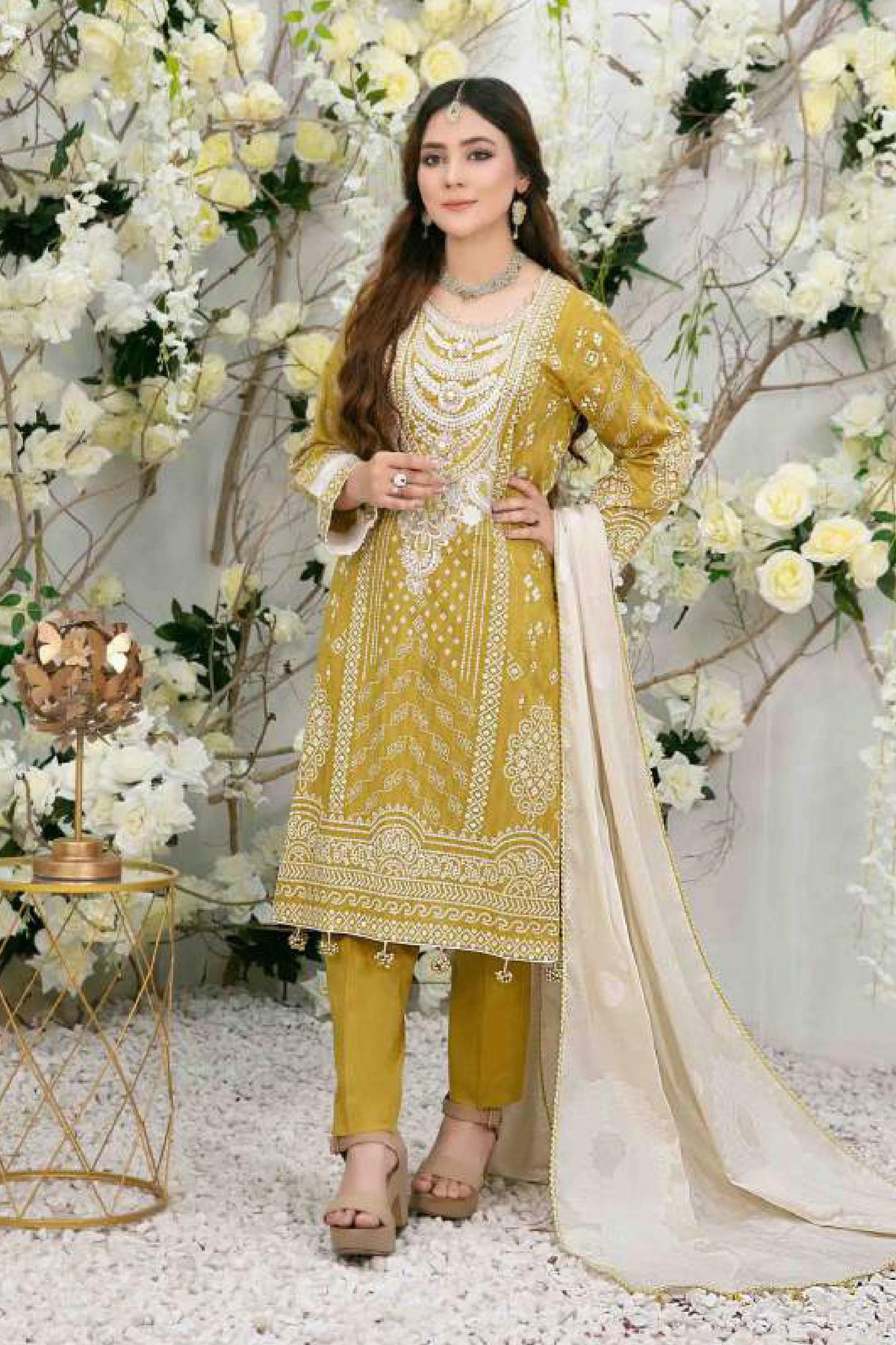 Medea by Tawakkal Unstitched Embroidered Lawn Collection'2023 D-6694