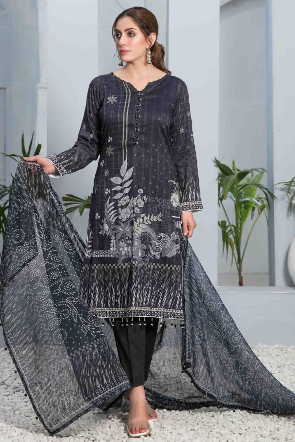 Signature Monochrome by Tawakkal Unstitched 3 Piece Digital Printed Lawn Collection'2022-M-7432