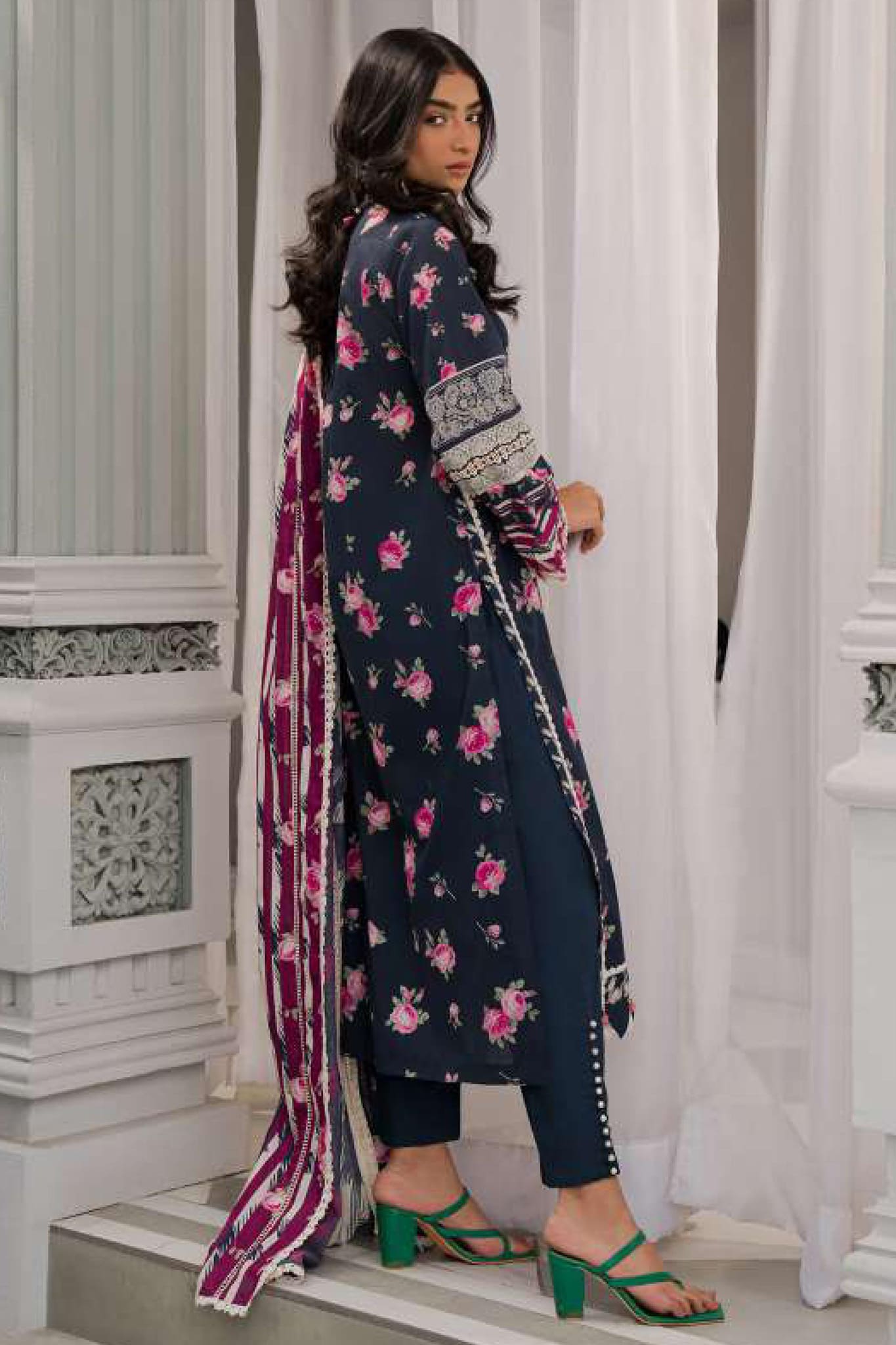 Elaf Prints Unstitched 3 Piece Printed Lawn Collection'2023-EPP-08-B