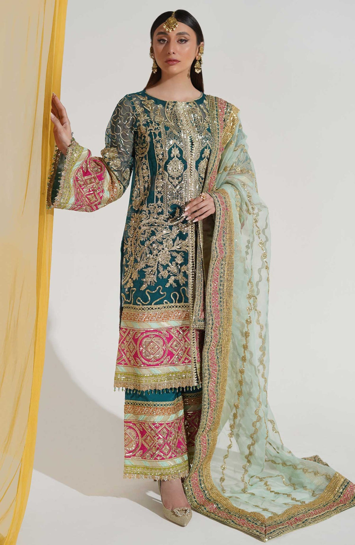 Sang e Paras Freesia by Maryum N Maria Unstitched 3 Piece Wedding Collection'2023-FFG-0017