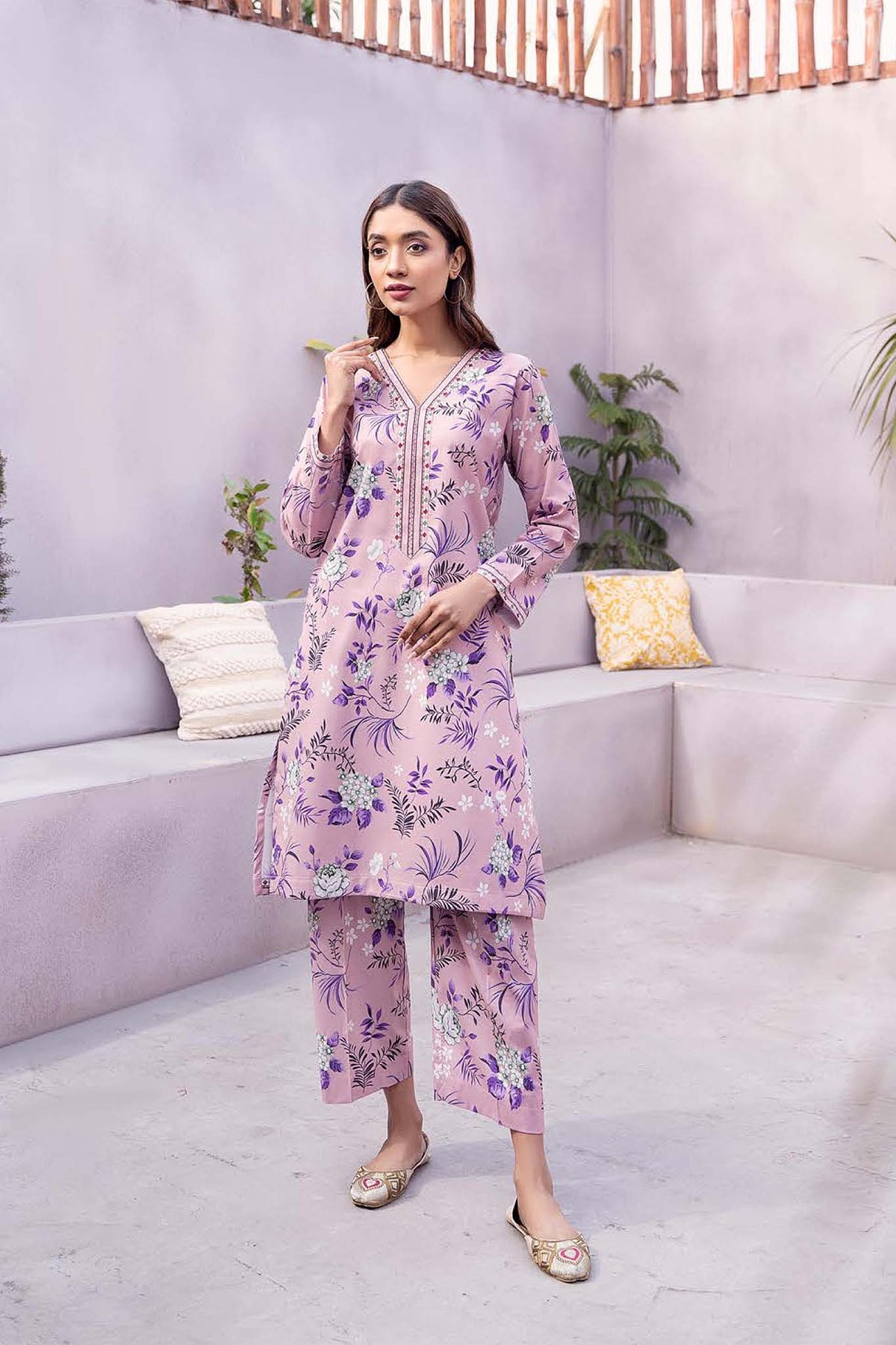 Hey Day by Esra Stitched 2 Piece Summer Printed Lawn Collection'2023-HD-09-Pink