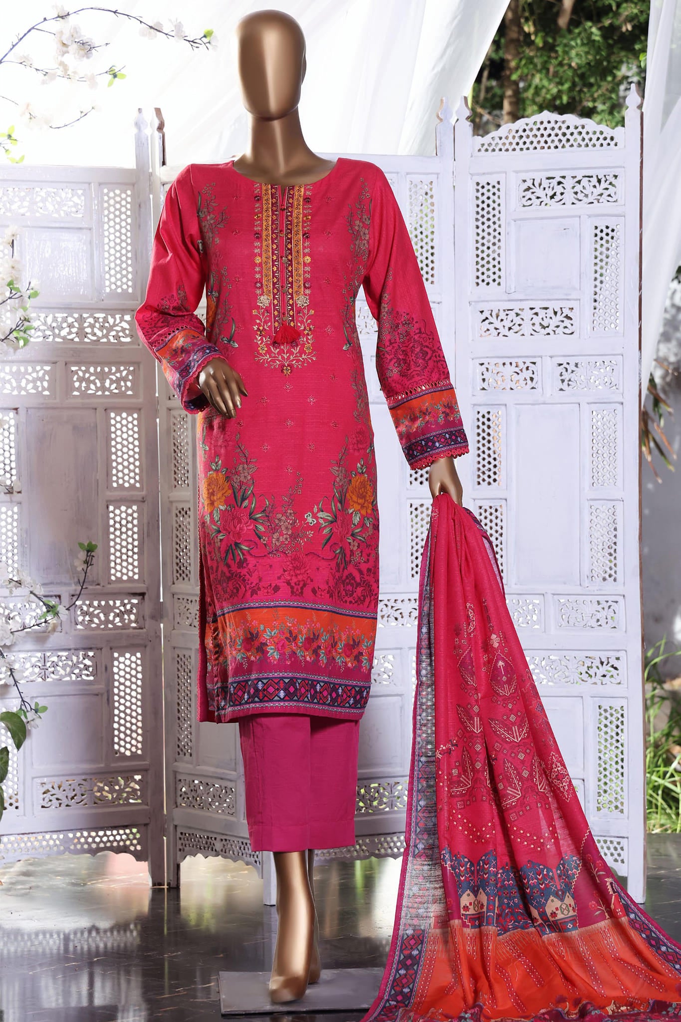 Sada Bahar Stitched 3 Piece Pret Embroidered Khaddar Collection'2022-KD-7108-Red